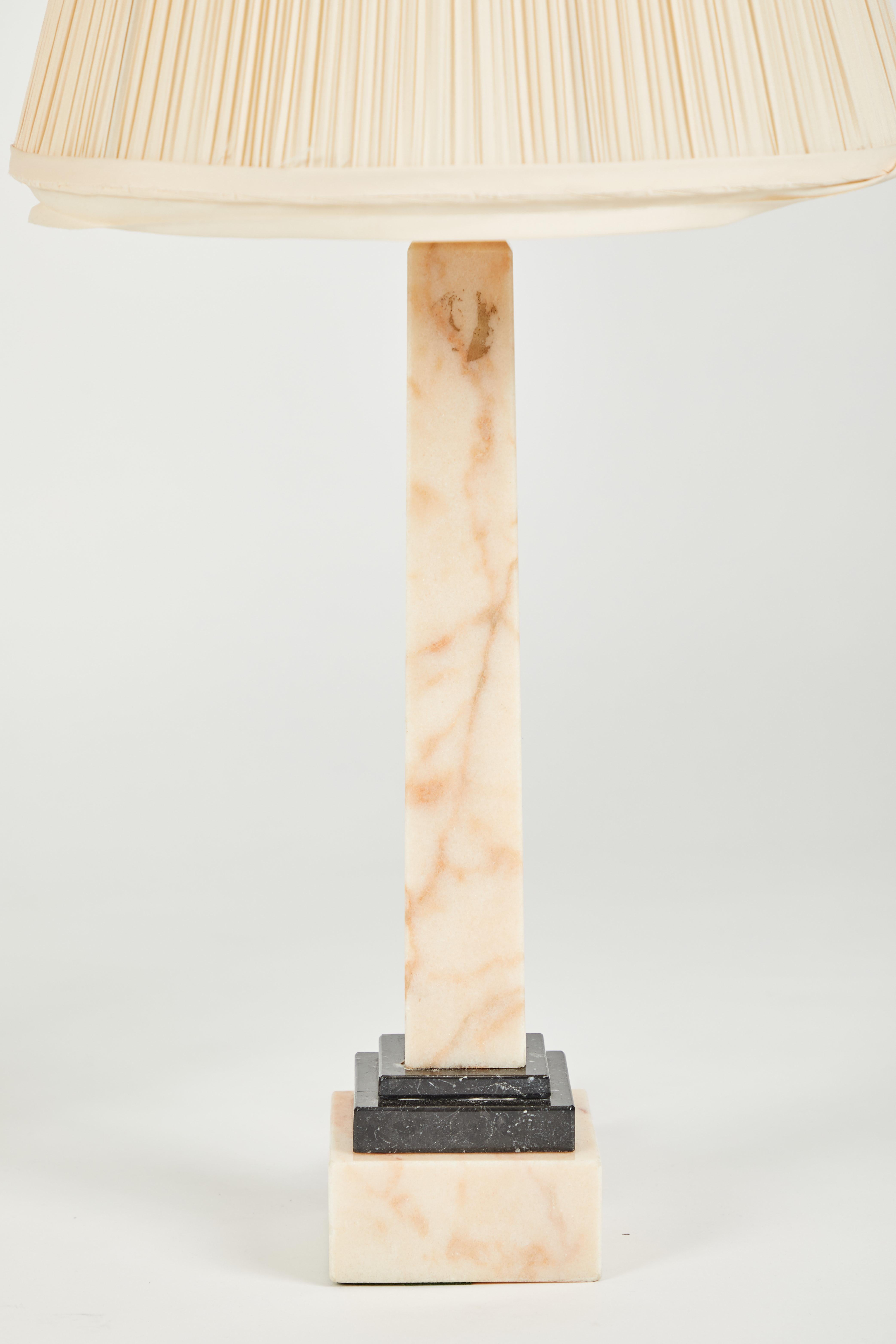 20th Century Pair of Two-Toned Marble Obelisk Form Lamps For Sale