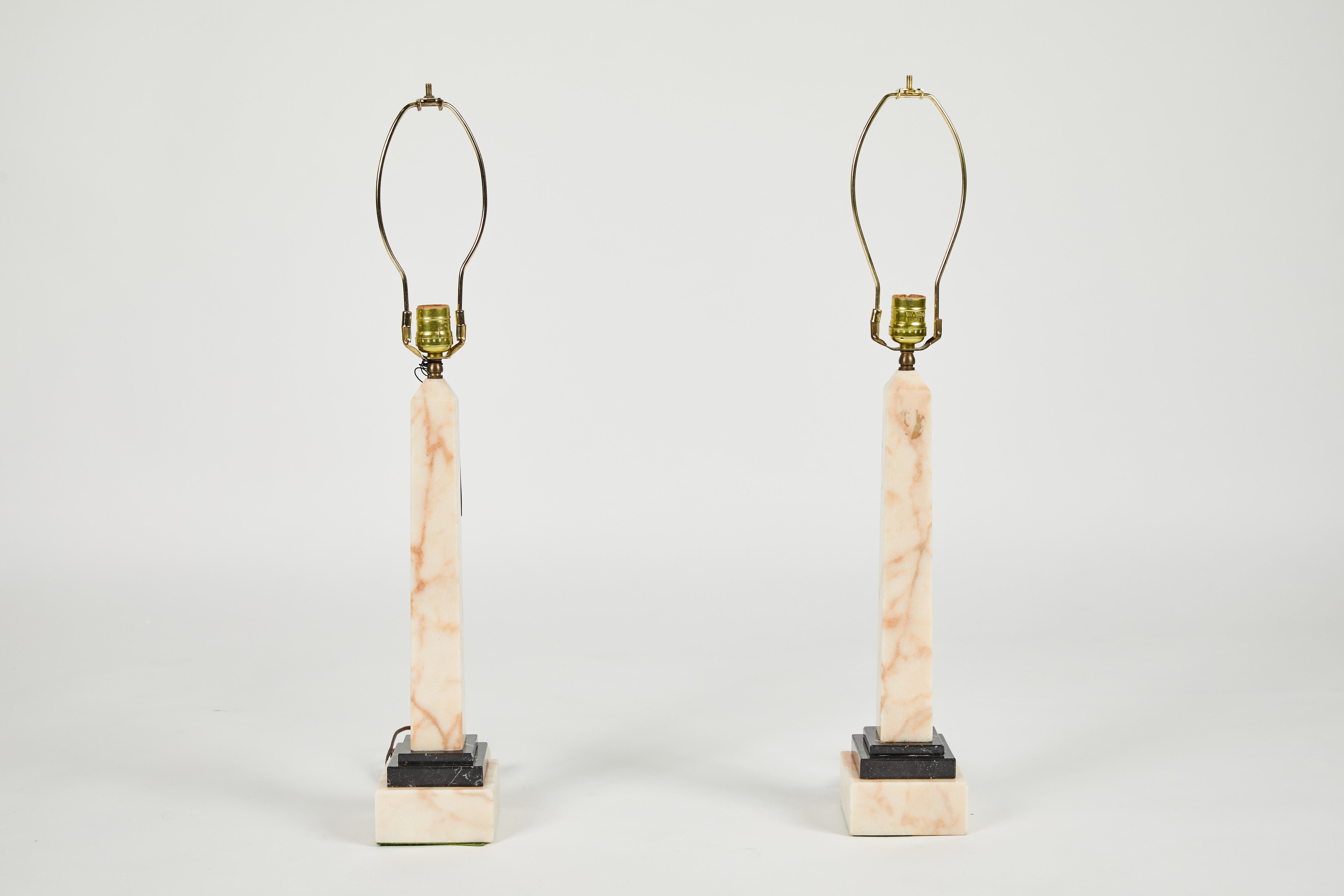 Pair of Two-Toned Marble Obelisk Form Lamps For Sale 1