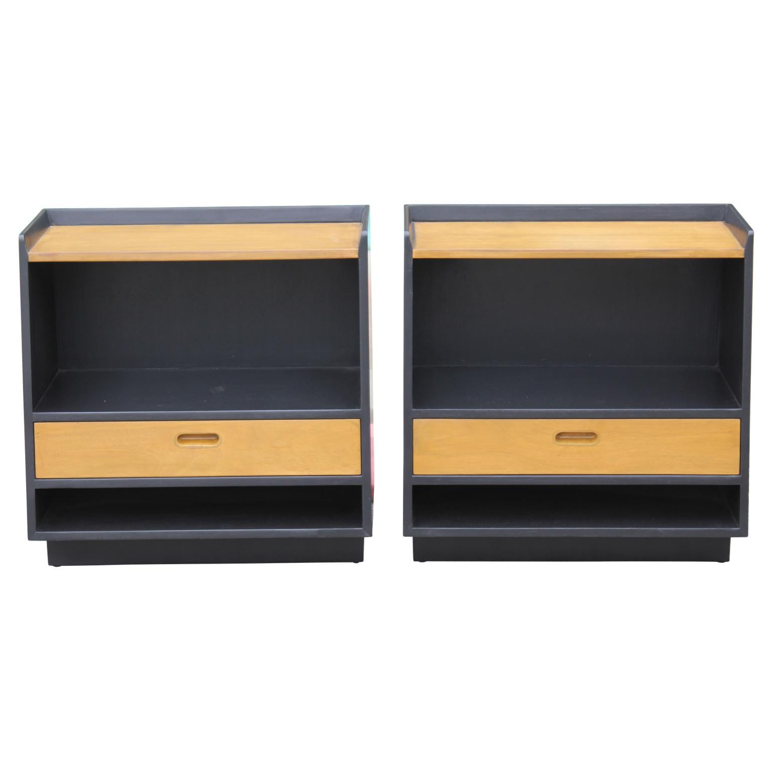 Gorgeous pair of two-toned angular end tables or nightstands by Edward Wormley for Dunbar.
