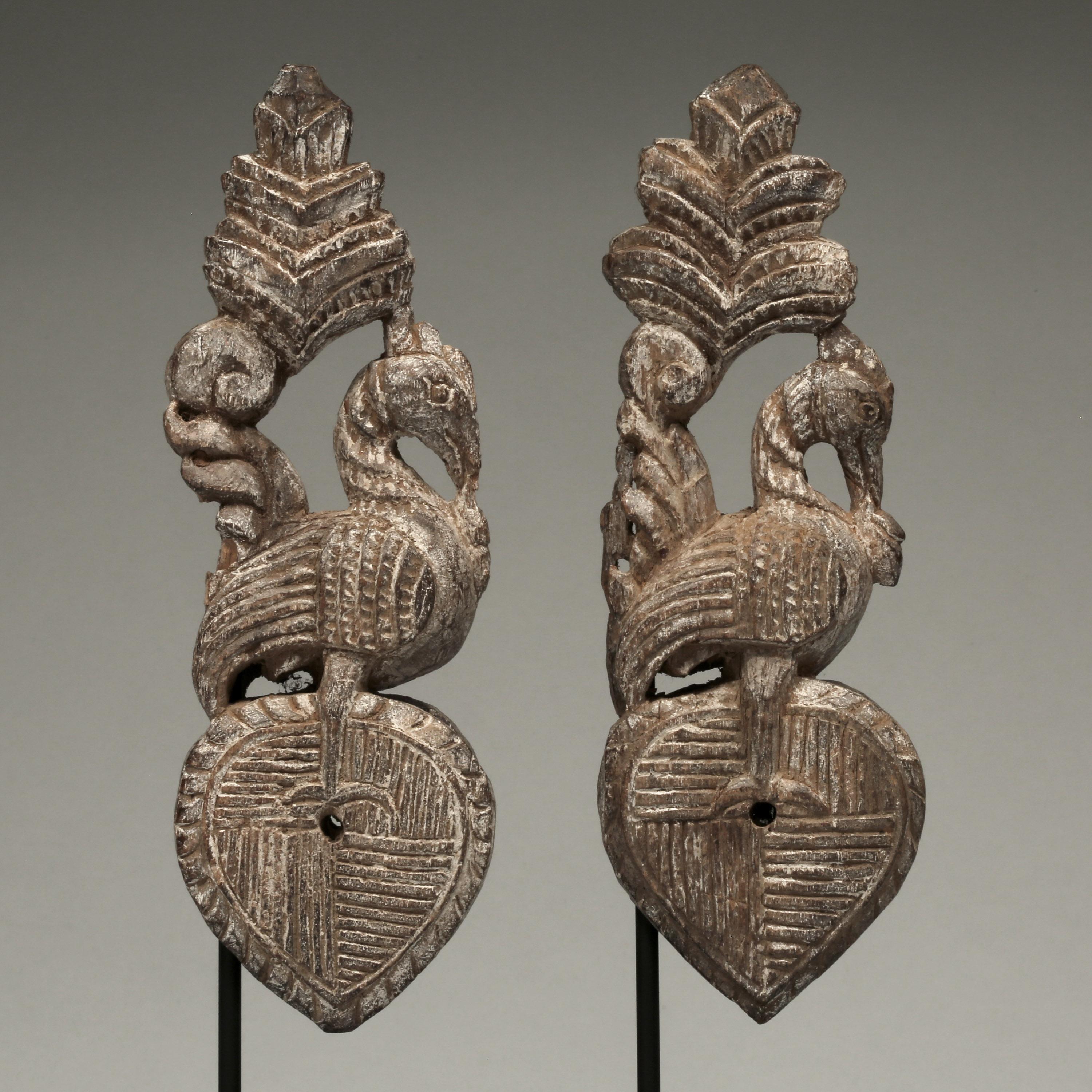 Bois Paire de deux pulleys à tissage de métier à tisser de Thaïlande, vers le 19ème siècle en vente