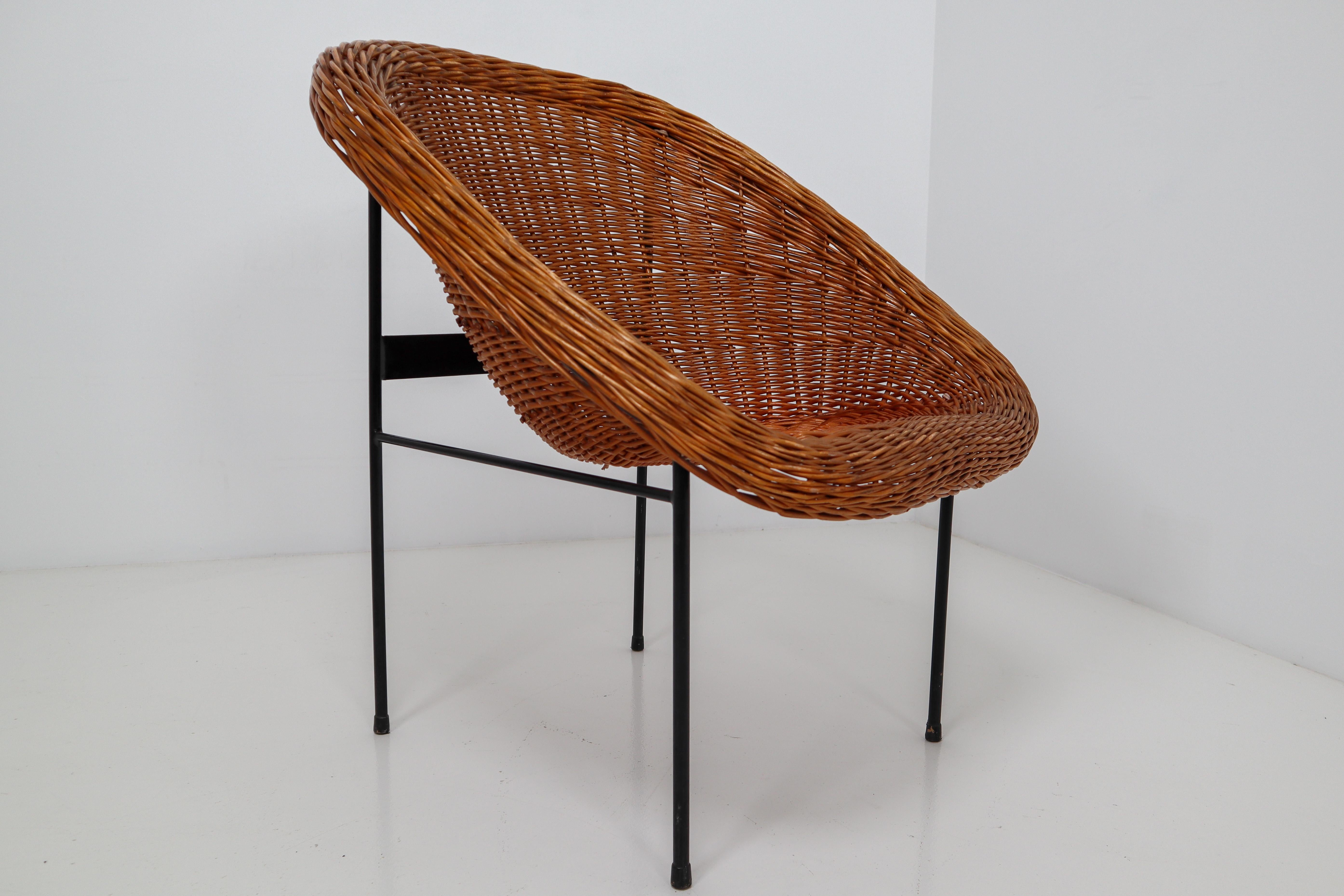 Pair of Two Wicker Midcentury Easy Chairs, France, 1960s 4