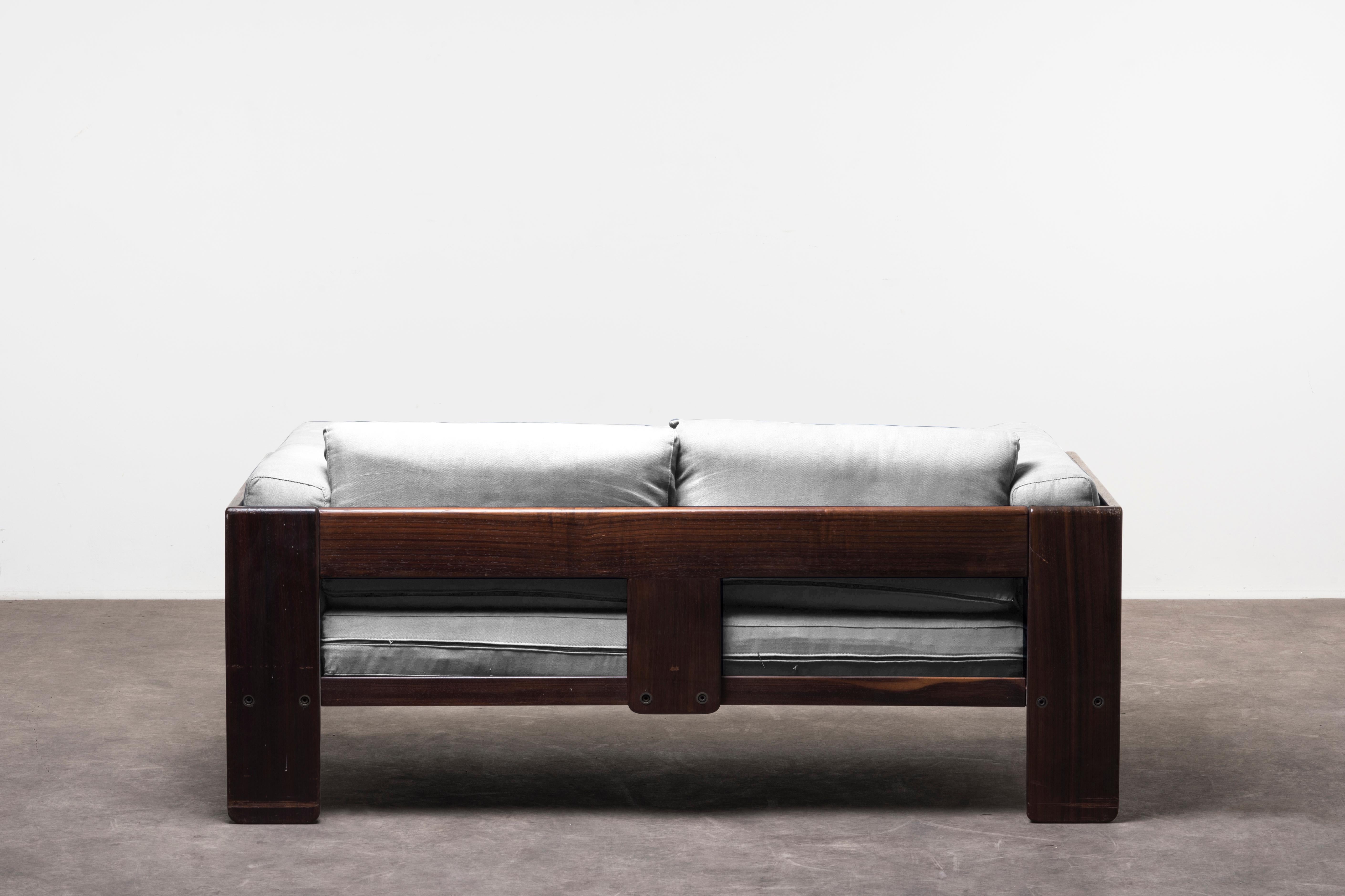Pair of Two‐Seat Sofas Mod. Bastiano by Tobia Scarpa In Good Condition In Milano, Lombardia