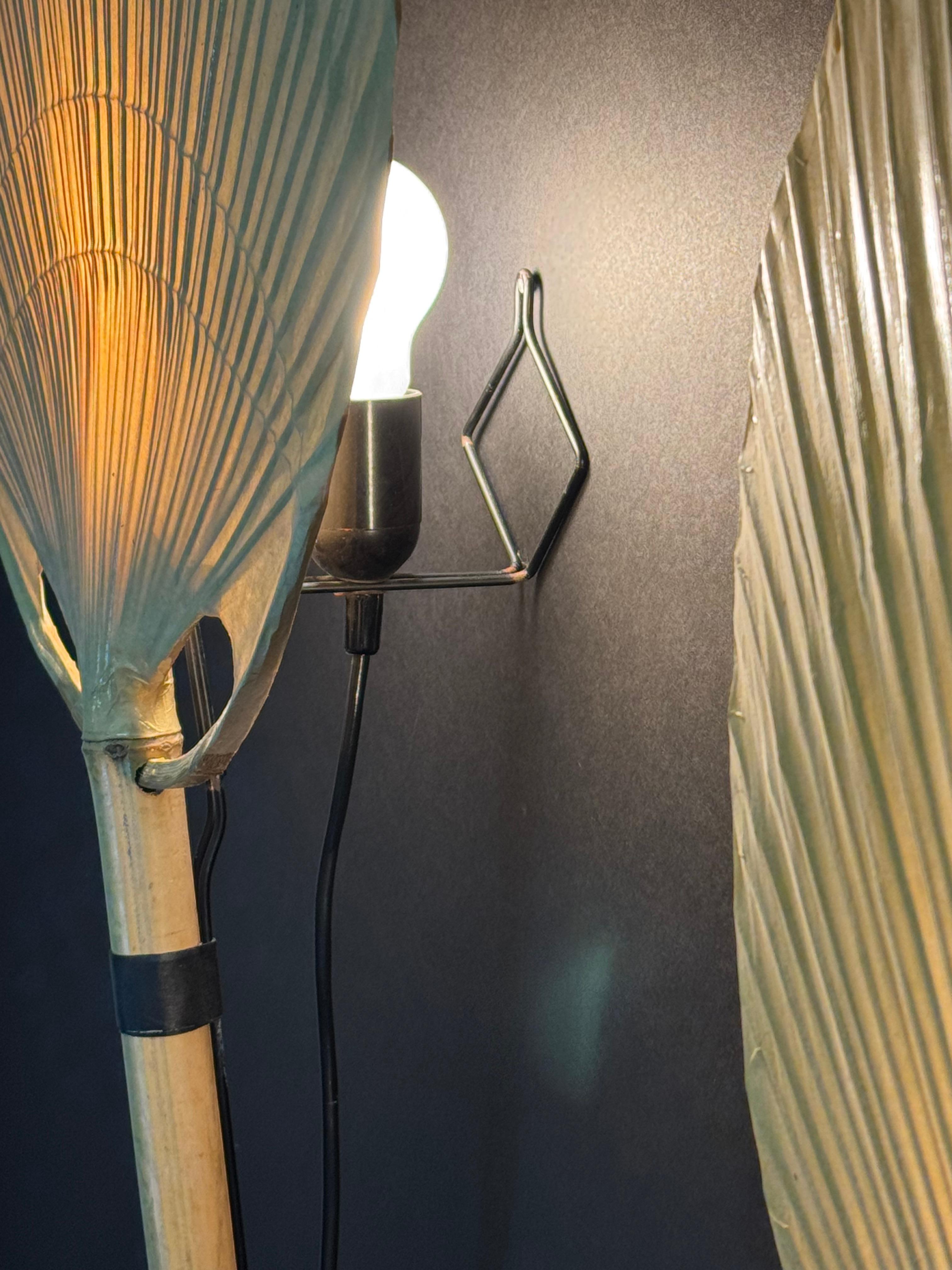 Pareja de apliques Uchiwa  III de Ingo Maurer para Deisgn M, Alemania, década de 1970 en venta 5