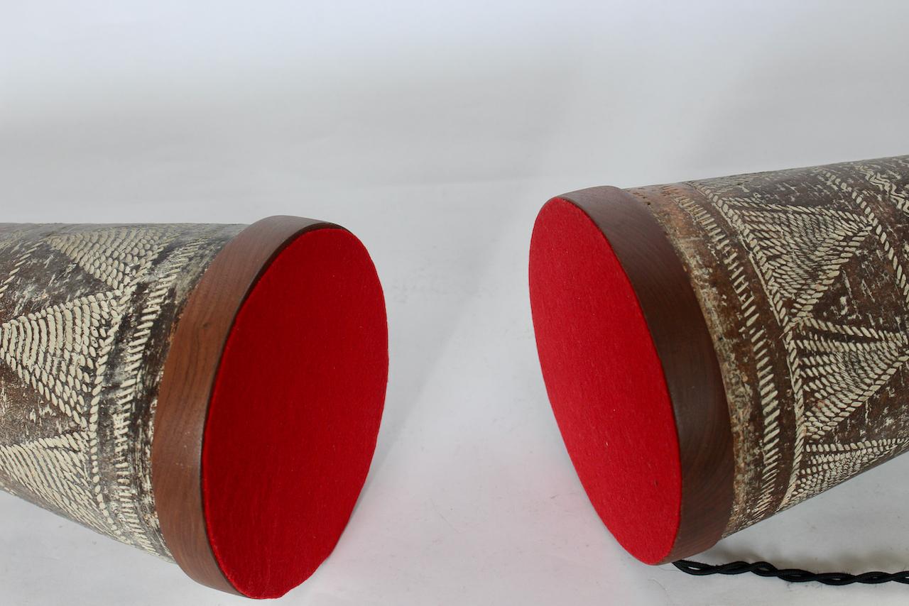 Pair of Ugo Zaccagnini Incised Tribal Table Lamps in Brown & Cream, 1950s For Sale 10