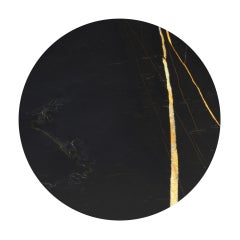 Paire de tables d'appoint rondes ultra fines en marbre noir Sahara