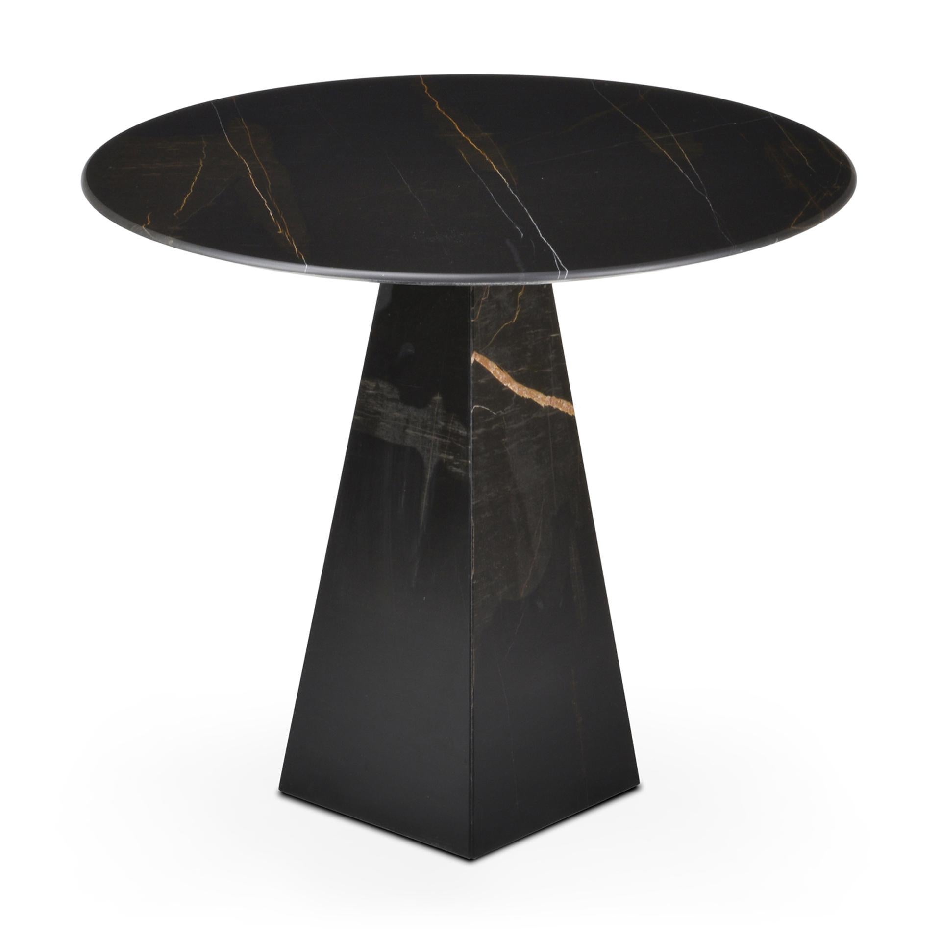 Hand-Crafted Pair of Ultra Thin Black Sahara Marble Round Sidetables For Sale