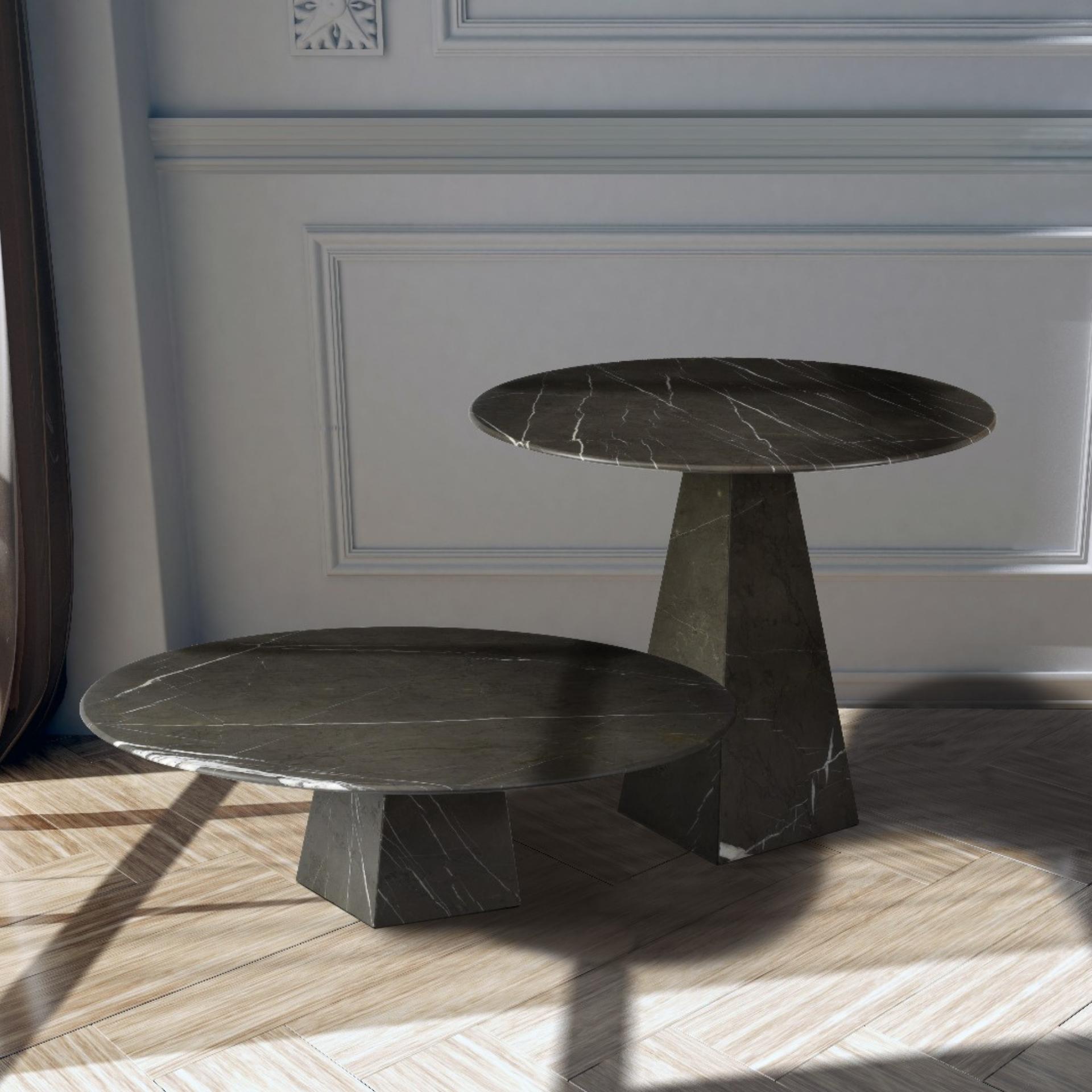 Paire de tables d'appoint rondes en marbre graphite ultra-fin Neuf - En vente à Paris, FR