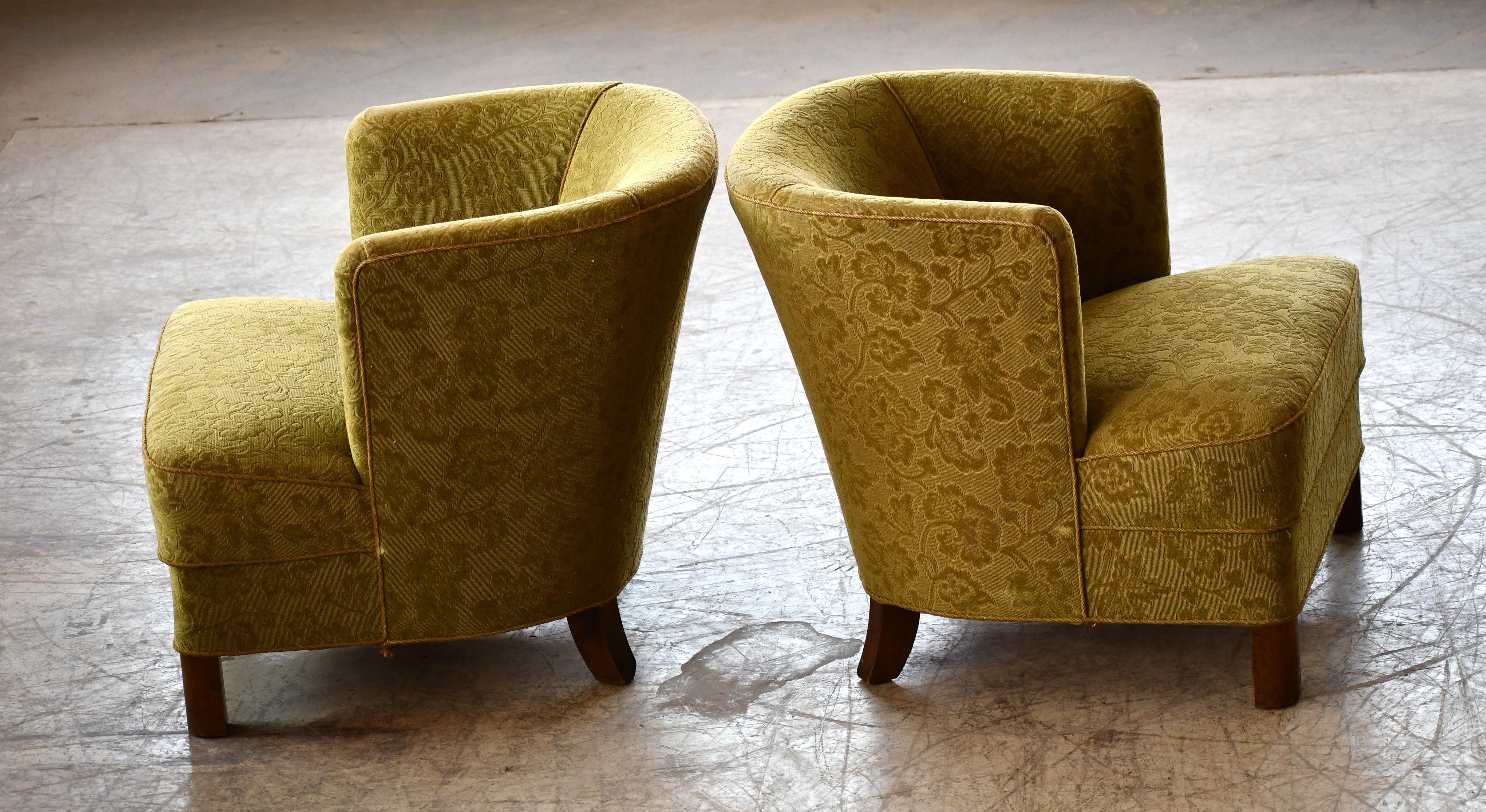 Mid-20th Century Pair of Ultracool Late Art Deco or Early Midcentury Danish Lounge Chairs 1940's