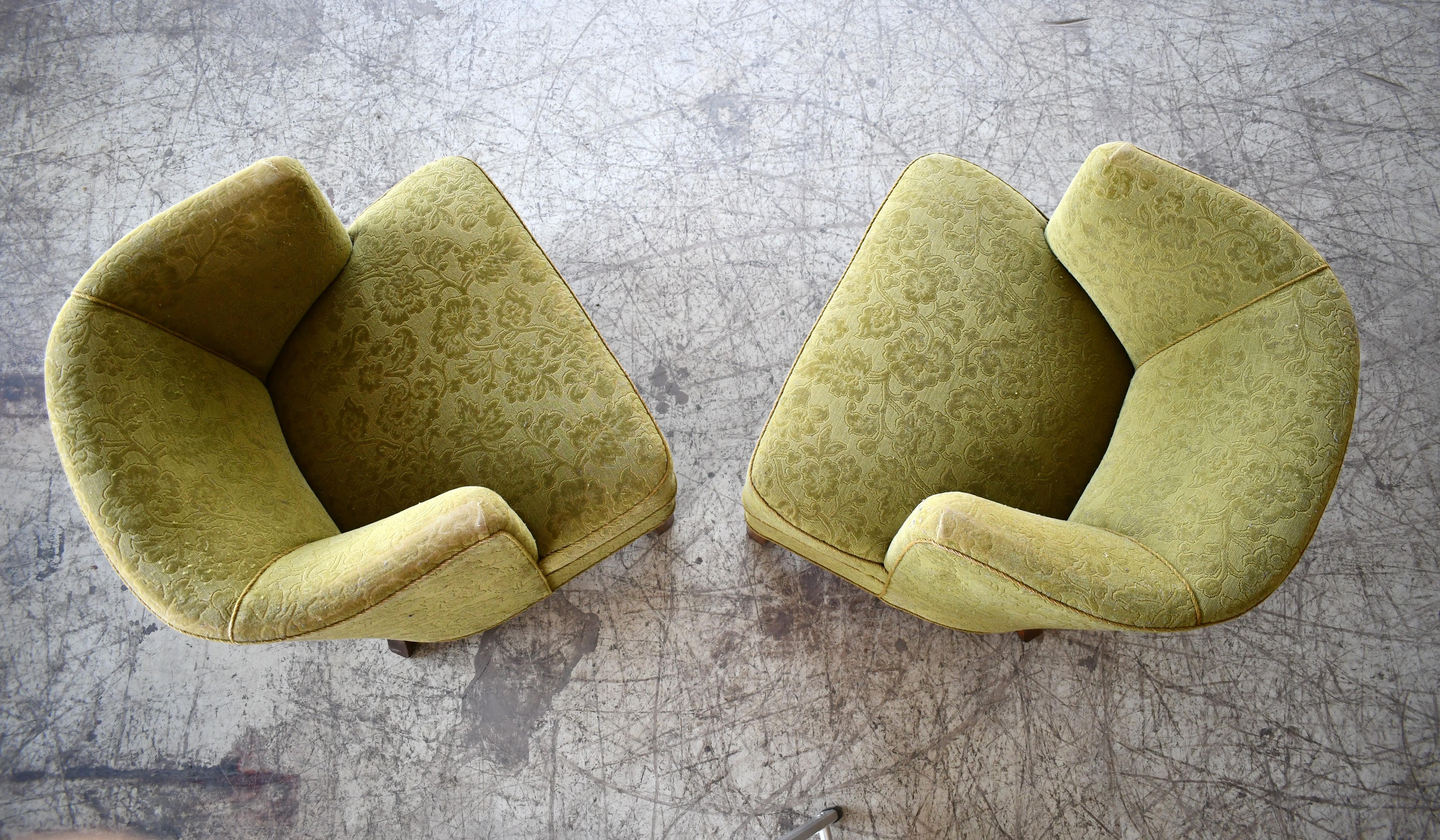 Wool Pair of Ultracool Late Art Deco or Early Midcentury Danish Lounge Chairs 1940's