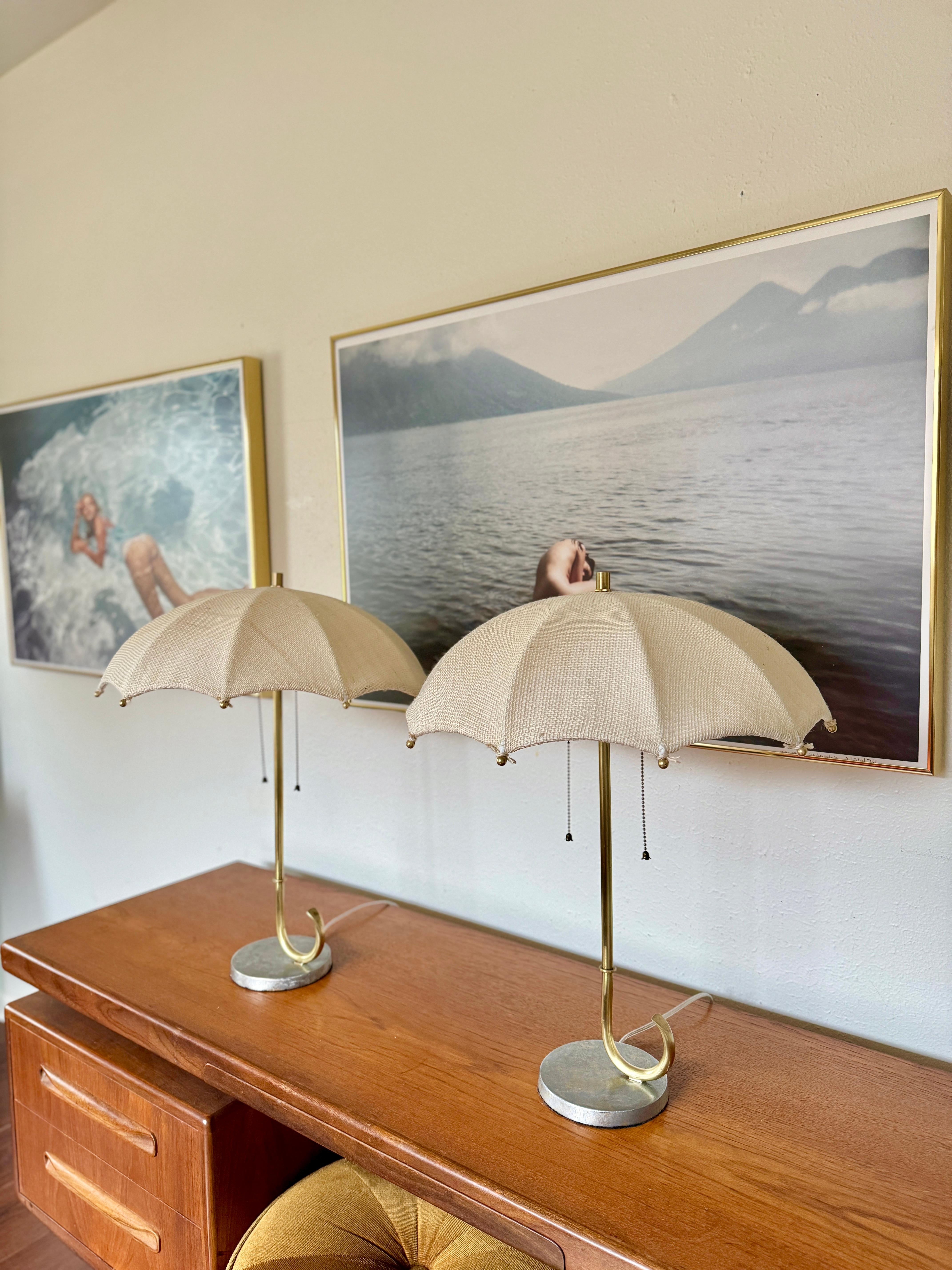 Mid-20th Century Pair of umbrella table lamps by Gilbert Rohde for Mutual Sunset lamp co 1930s For Sale