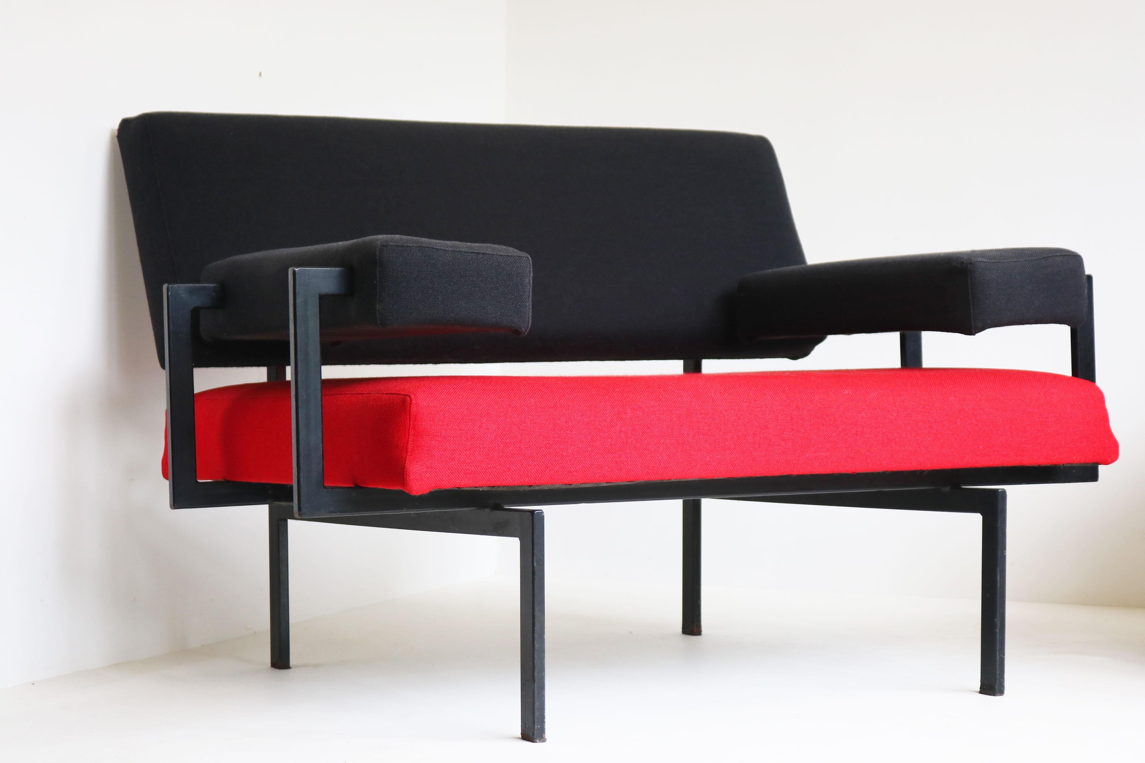 Pair of U+N Series lounge chairs By Cees Braakman for Pastoe japenese series en vente 2