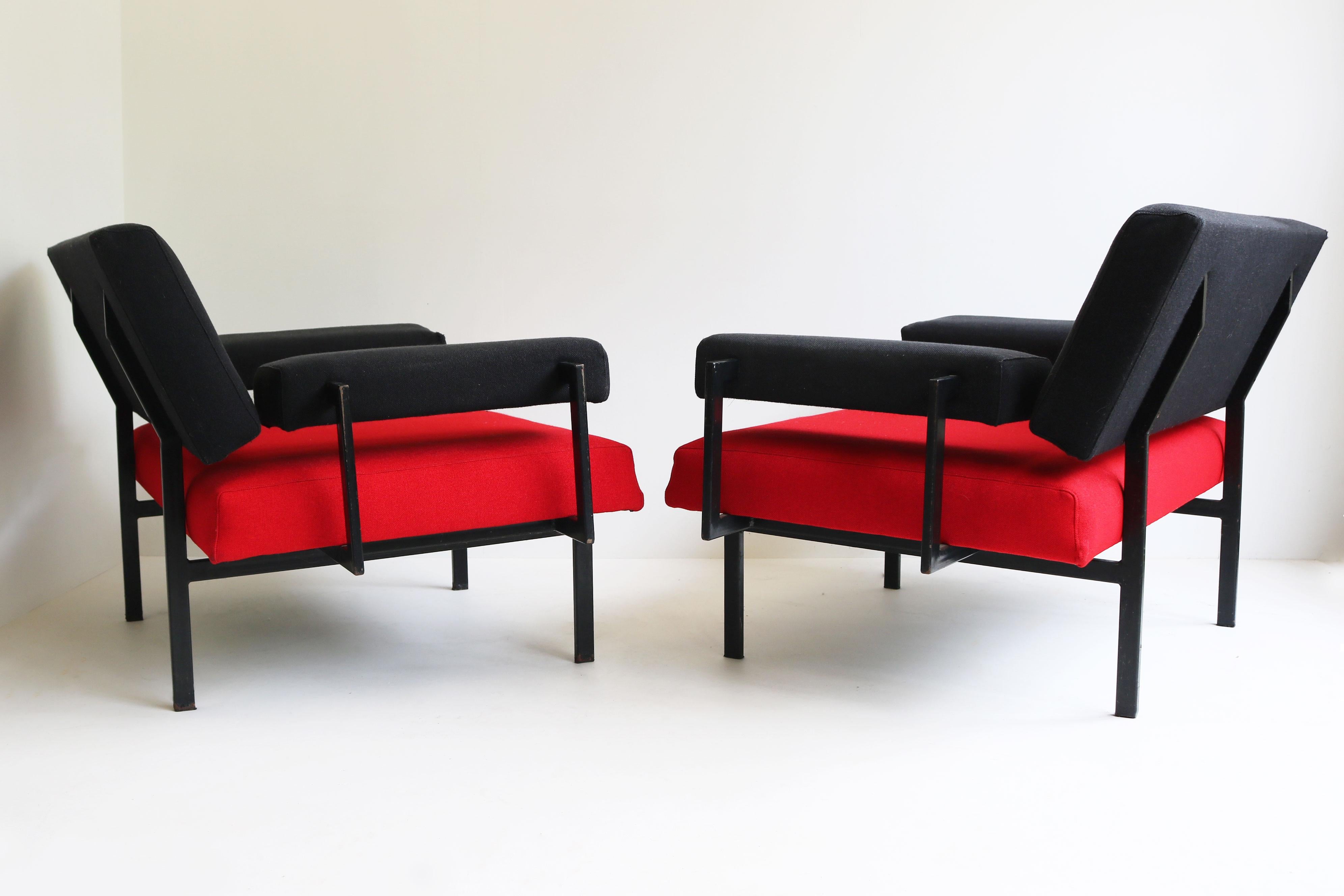 Néerlandais Pair of U+N Series lounge chairs By Cees Braakman for Pastoe japenese series en vente