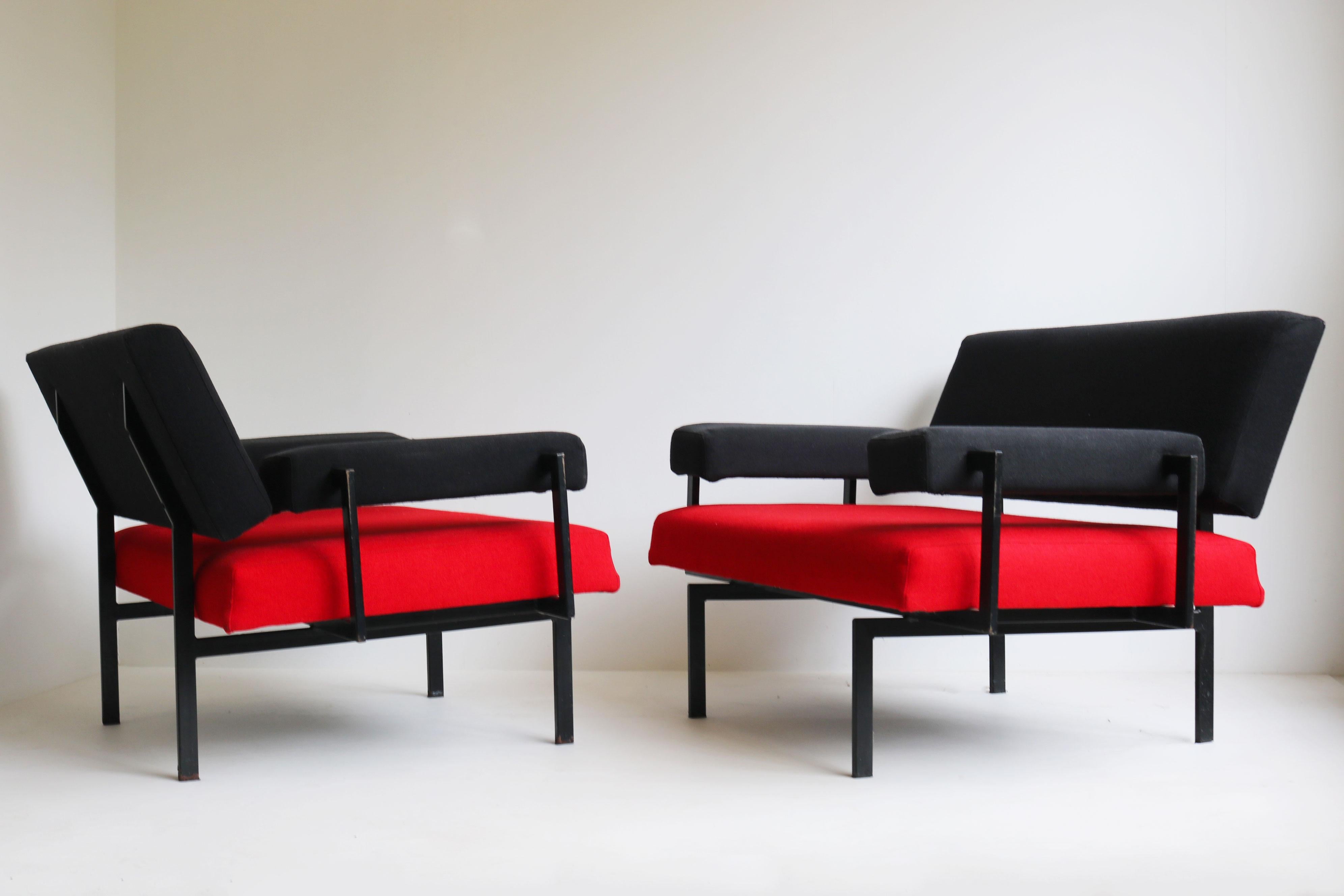 Métal Pair of U+N Series lounge chairs By Cees Braakman for Pastoe japenese series en vente