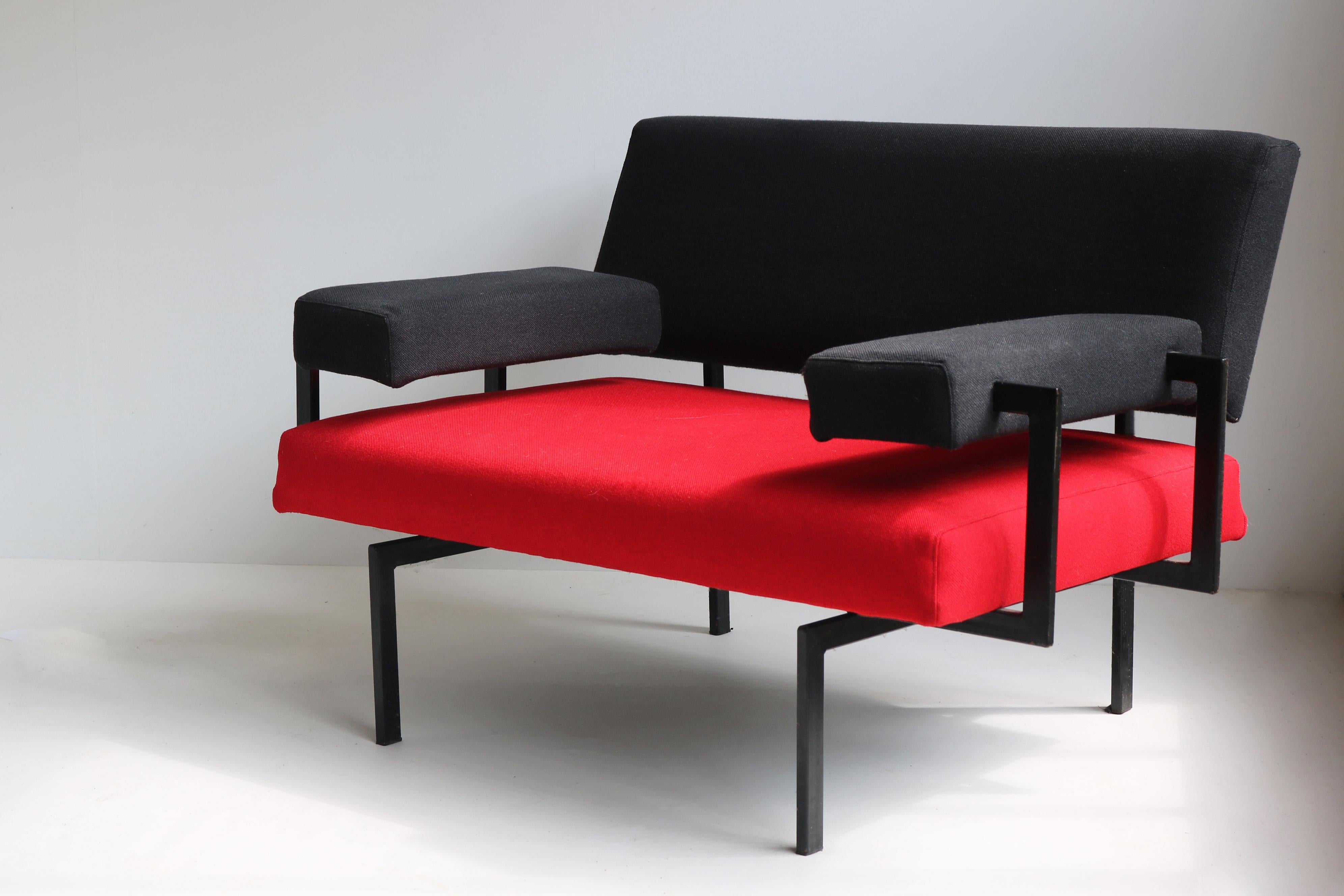 Pair of U+N Series lounge chairs By Cees Braakman for Pastoe japenese series en vente 1