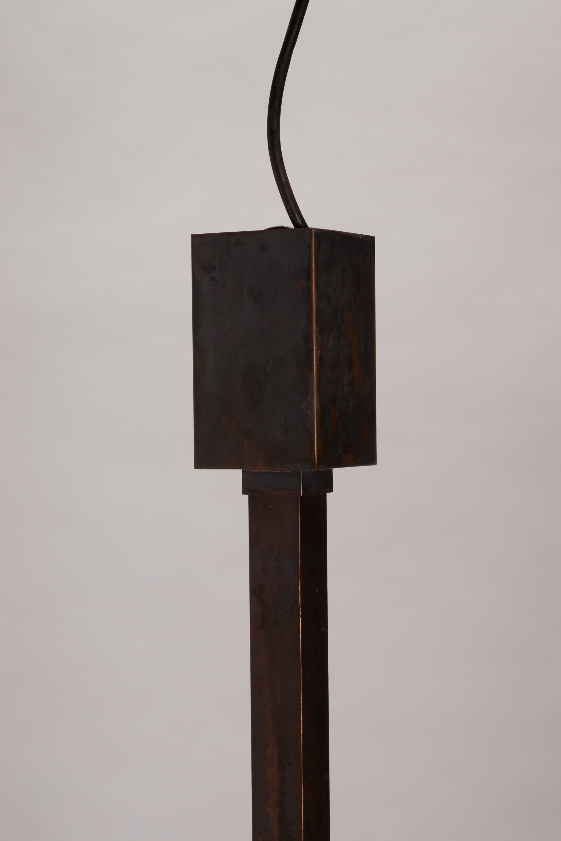 Ein Paar Unterground-Möbel, drehbare Lampen, USA, 1910 (Bronze) im Angebot