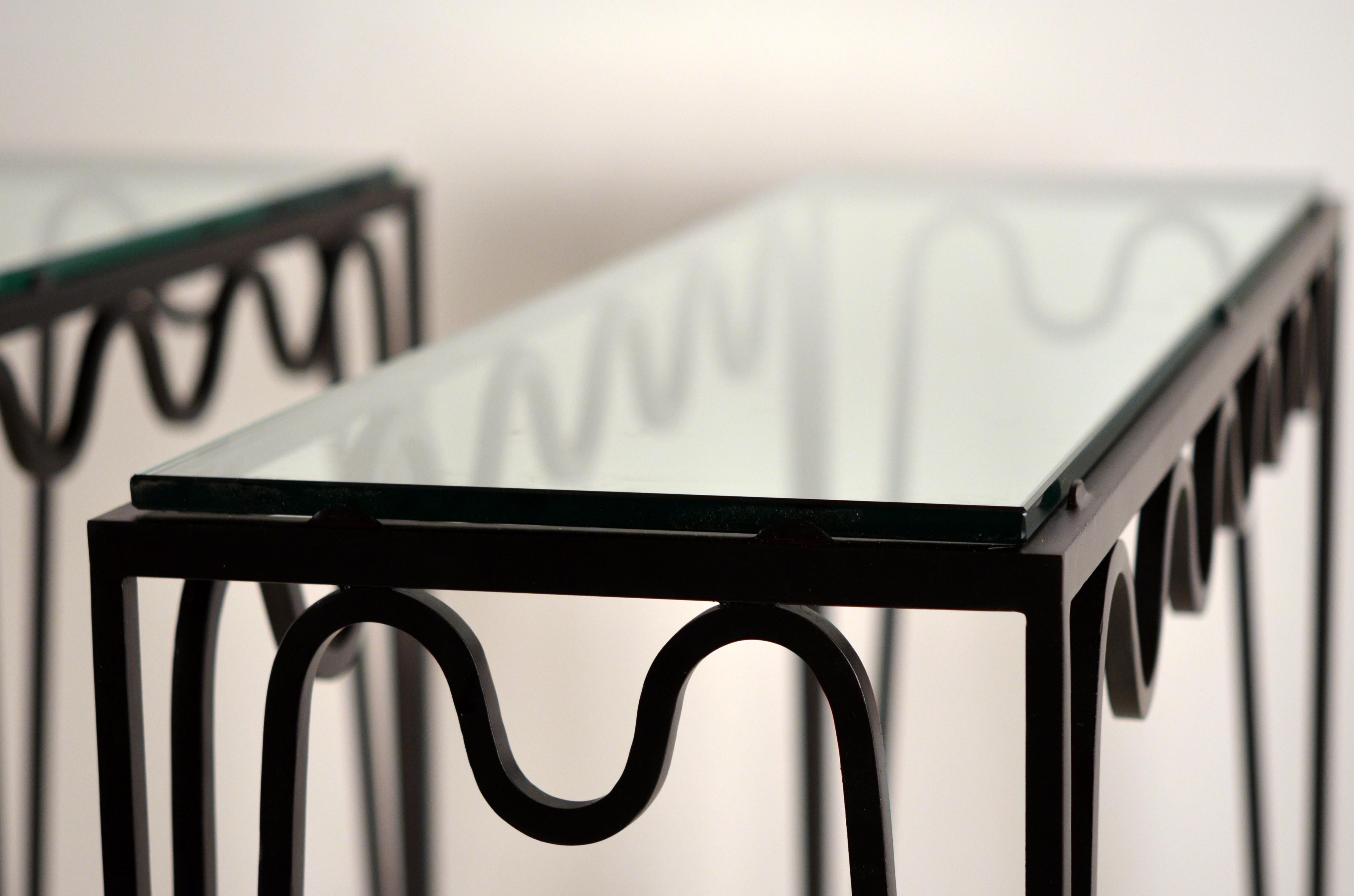 French Pair of Undulating 'Méandre' Wrought Iron and Glass Consoles by Design Frères For Sale