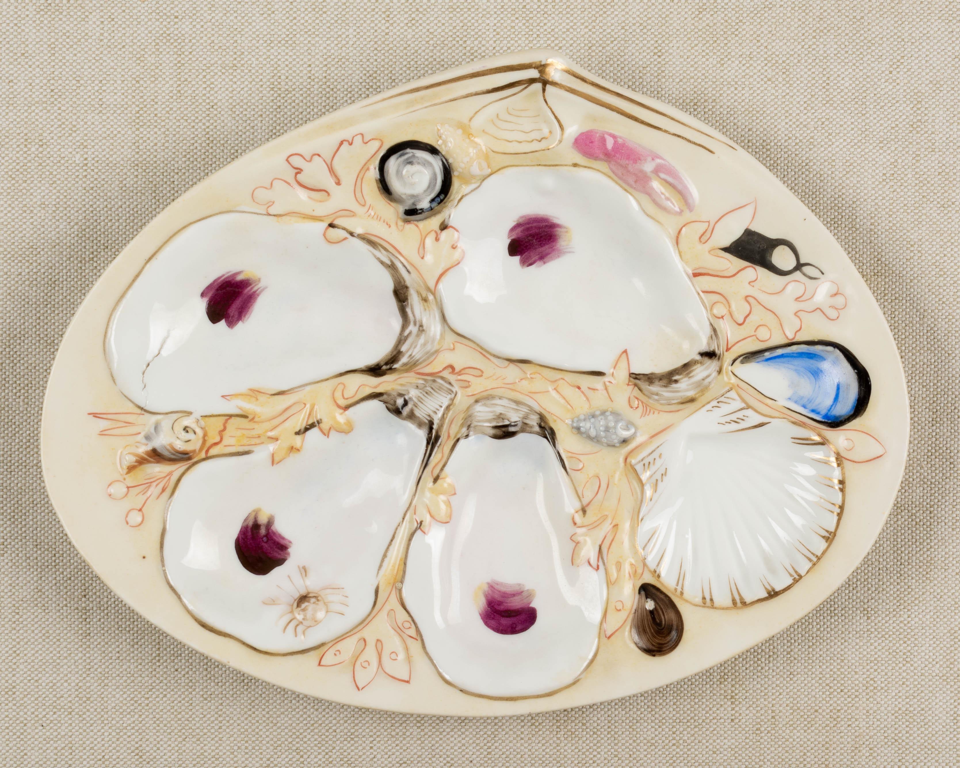 Hand-Painted Pair of Union Porcelain Oyster Plates