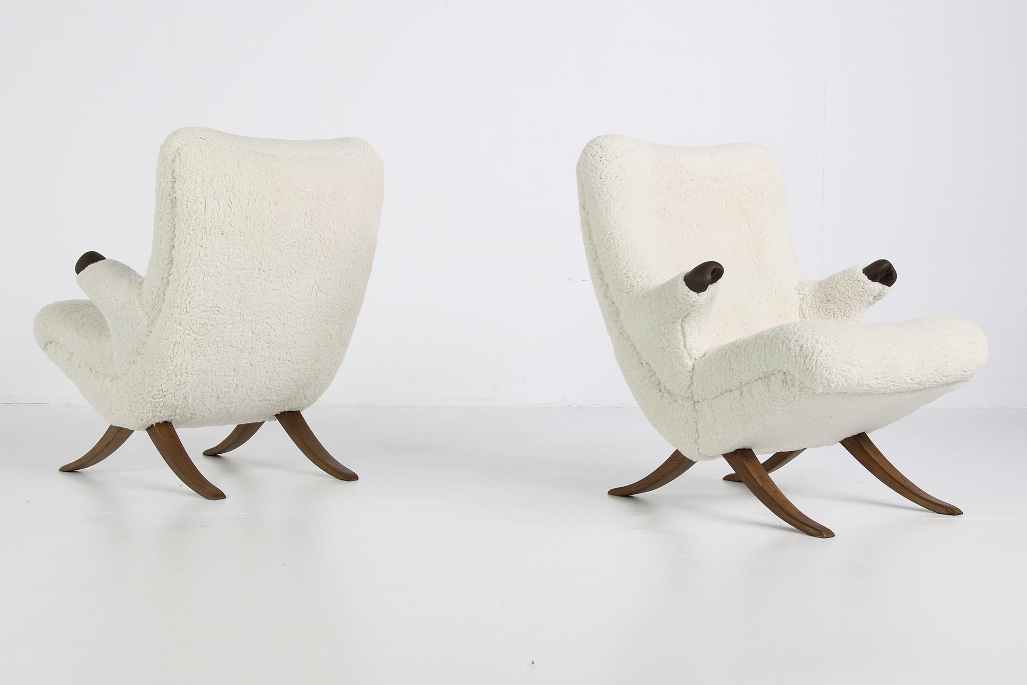 Pair of Unique 1950s Organic Lounge Chairs Teddy Fur & Leather Midcentury Modern In Good Condition In Hamminkeln, DE