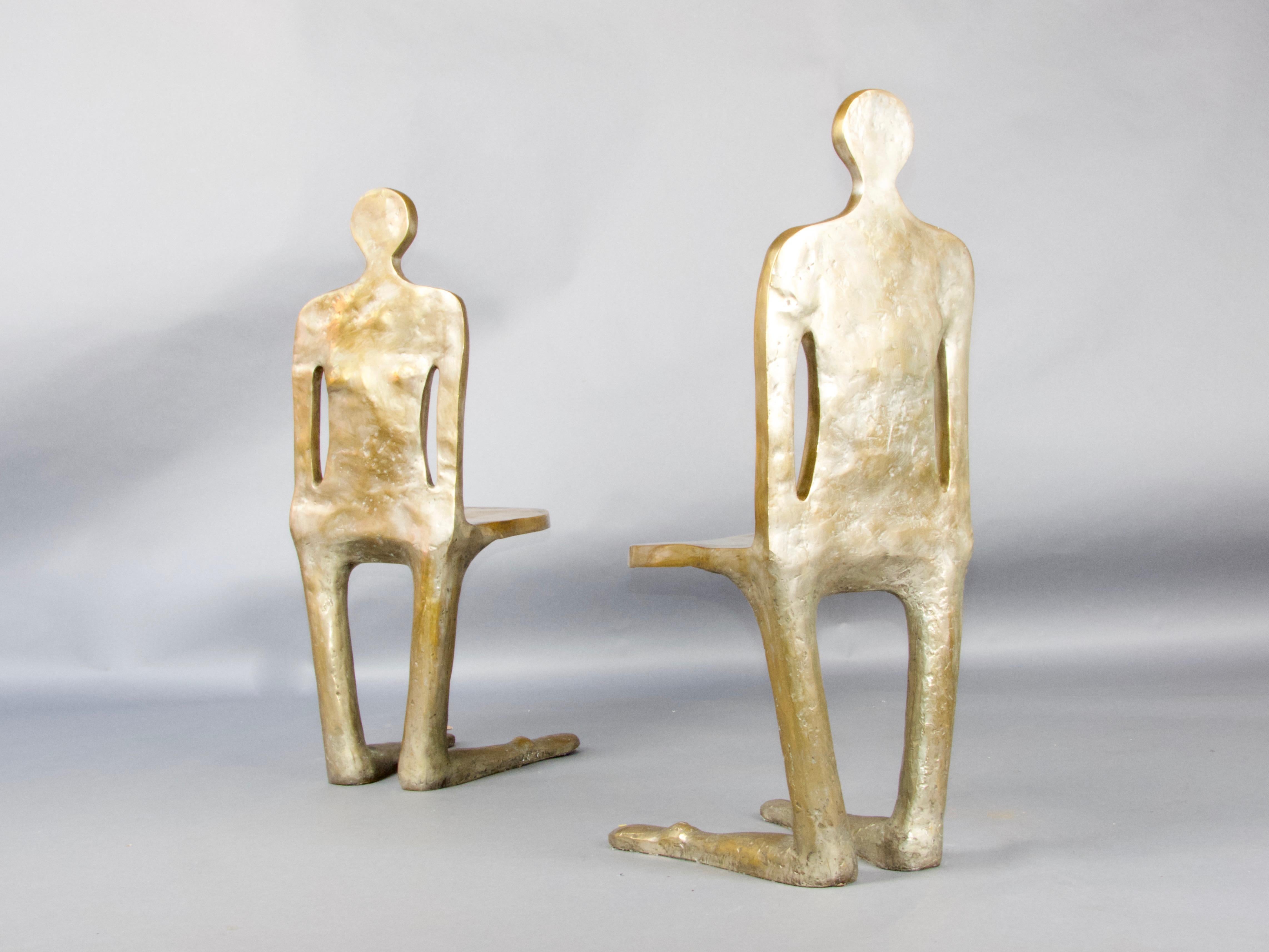 par de sillas únicas de bronce que representan a un hombre y a una mujer en Bueno estado para la venta en grand Lancy, CH