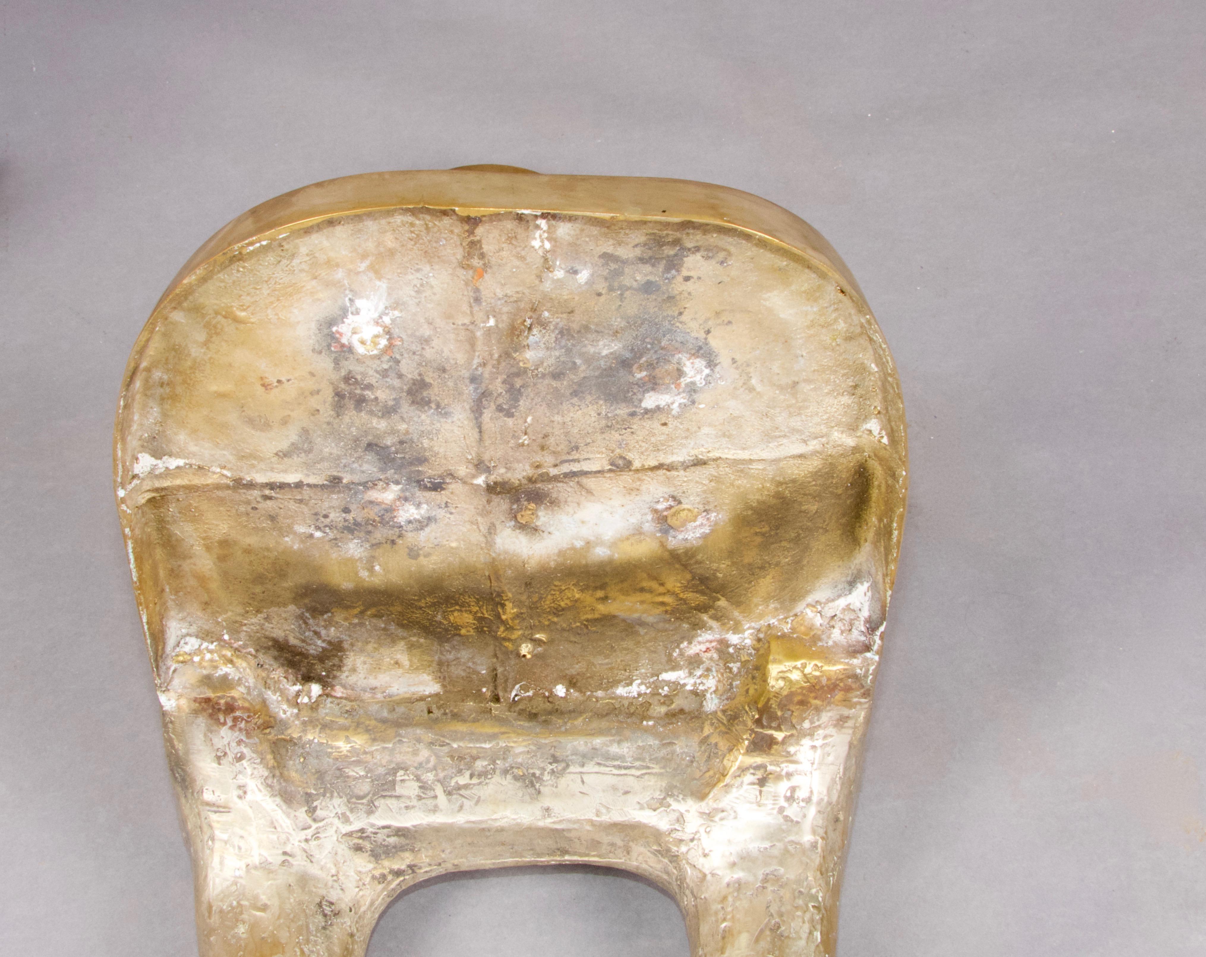 par de sillas únicas de bronce que representan a un hombre y a una mujer Bronce en venta