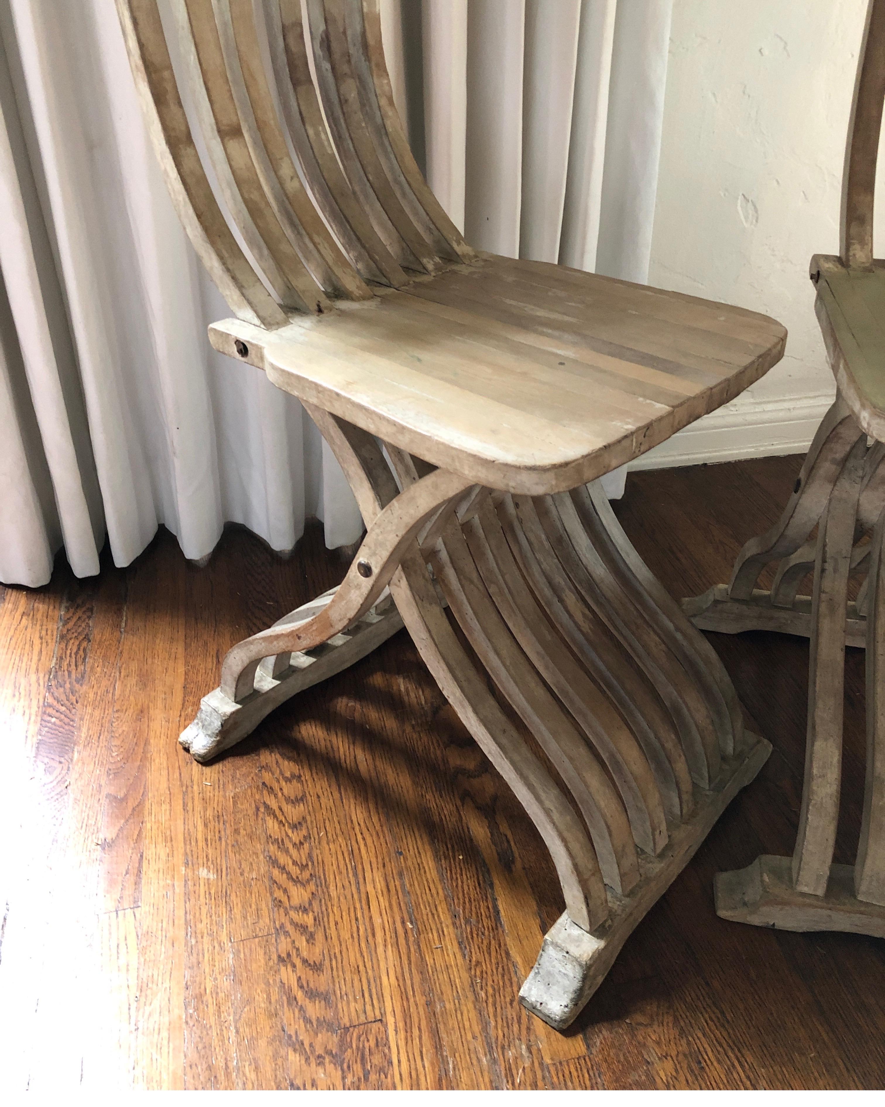 Pair of Unique Italian Savonarola Carved Antique Side Chairs In Distressed Condition For Sale In Los Angeles, CA