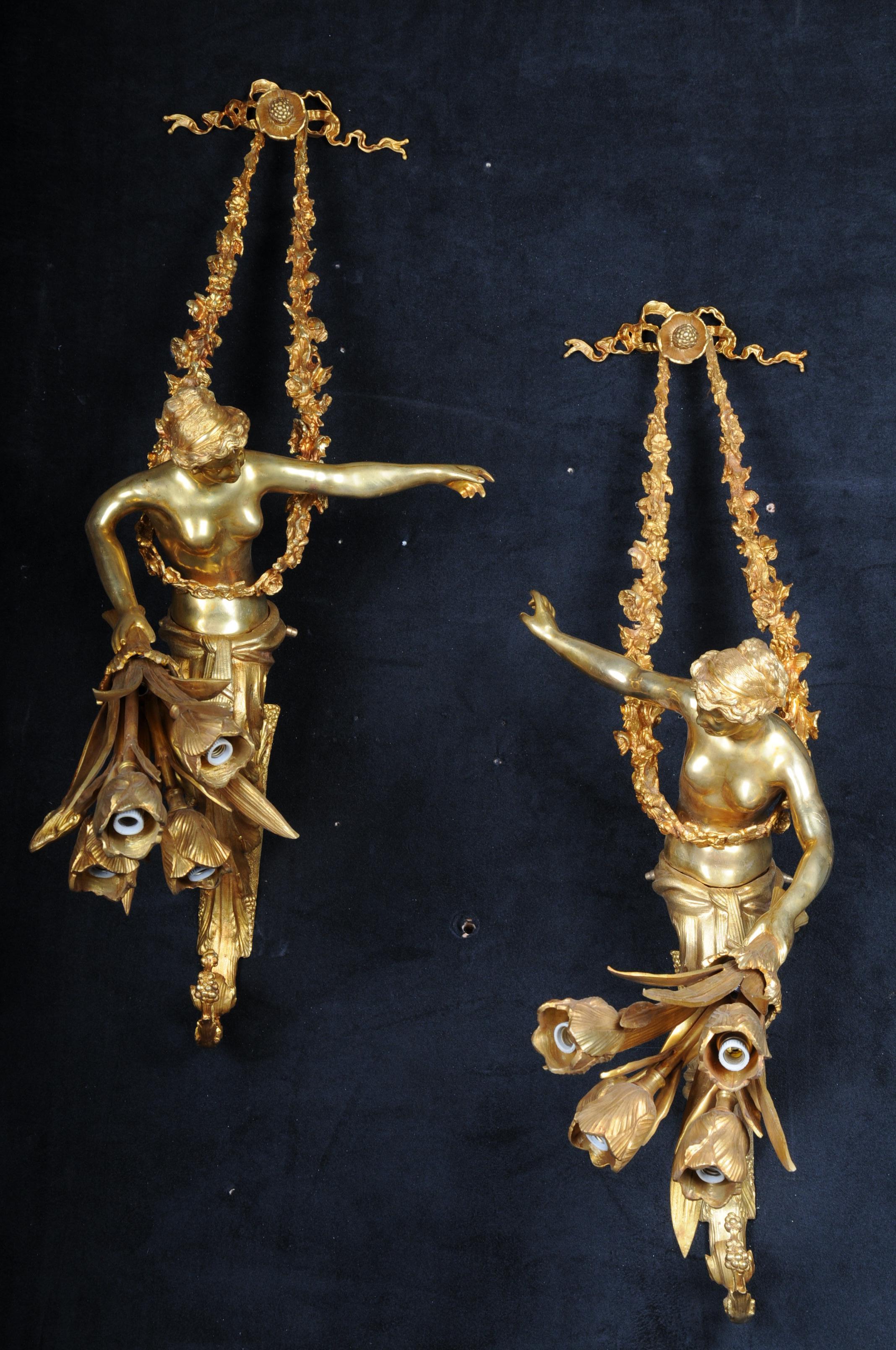 Pair of Unique French Sconces, Gilt Bronze, Paris, 20th Century In Good Condition For Sale In Berlin, DE
