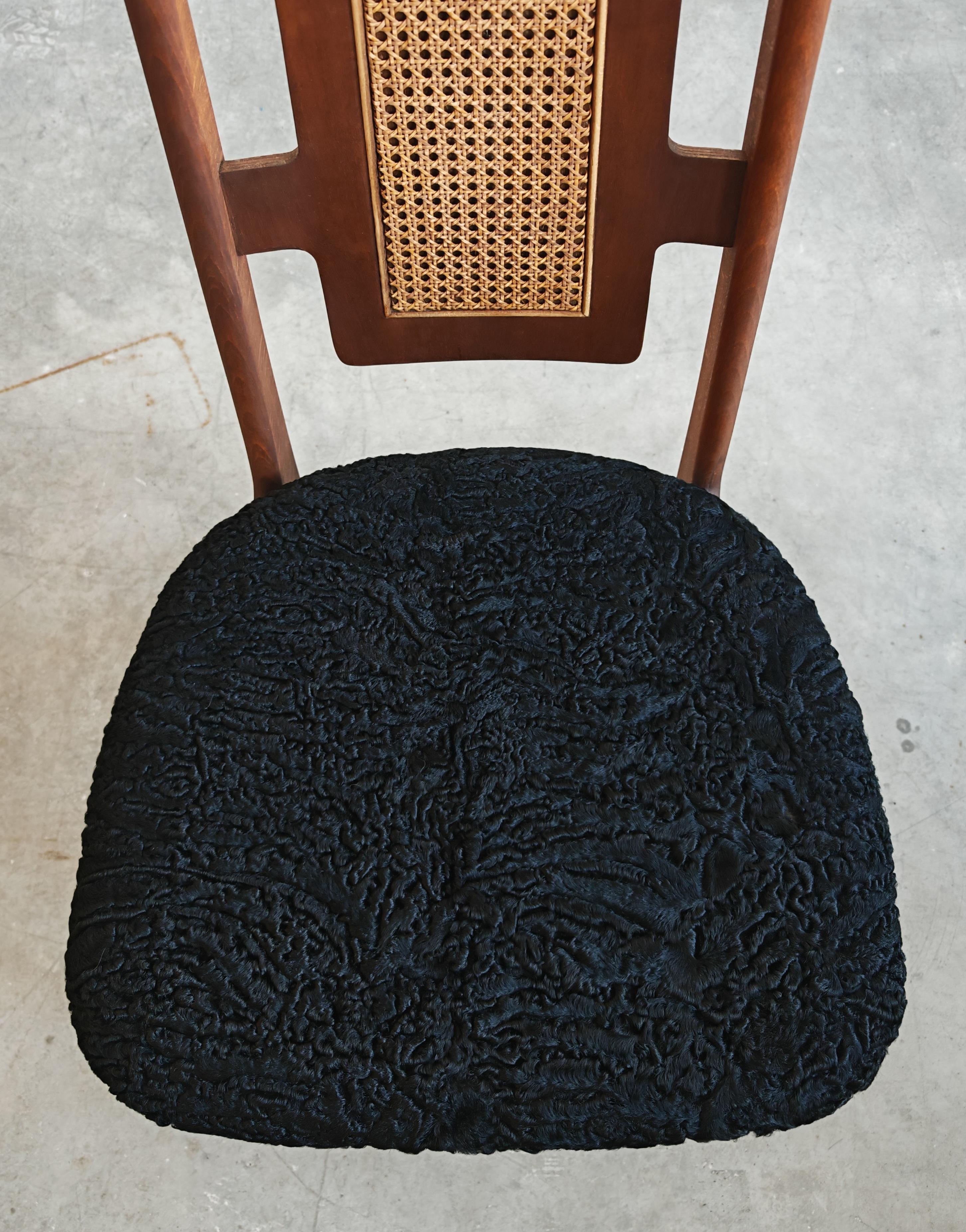 Pair of Unique Mid Century Modern Accent Chairs upholstered in Astrakhan fur in vendita 6