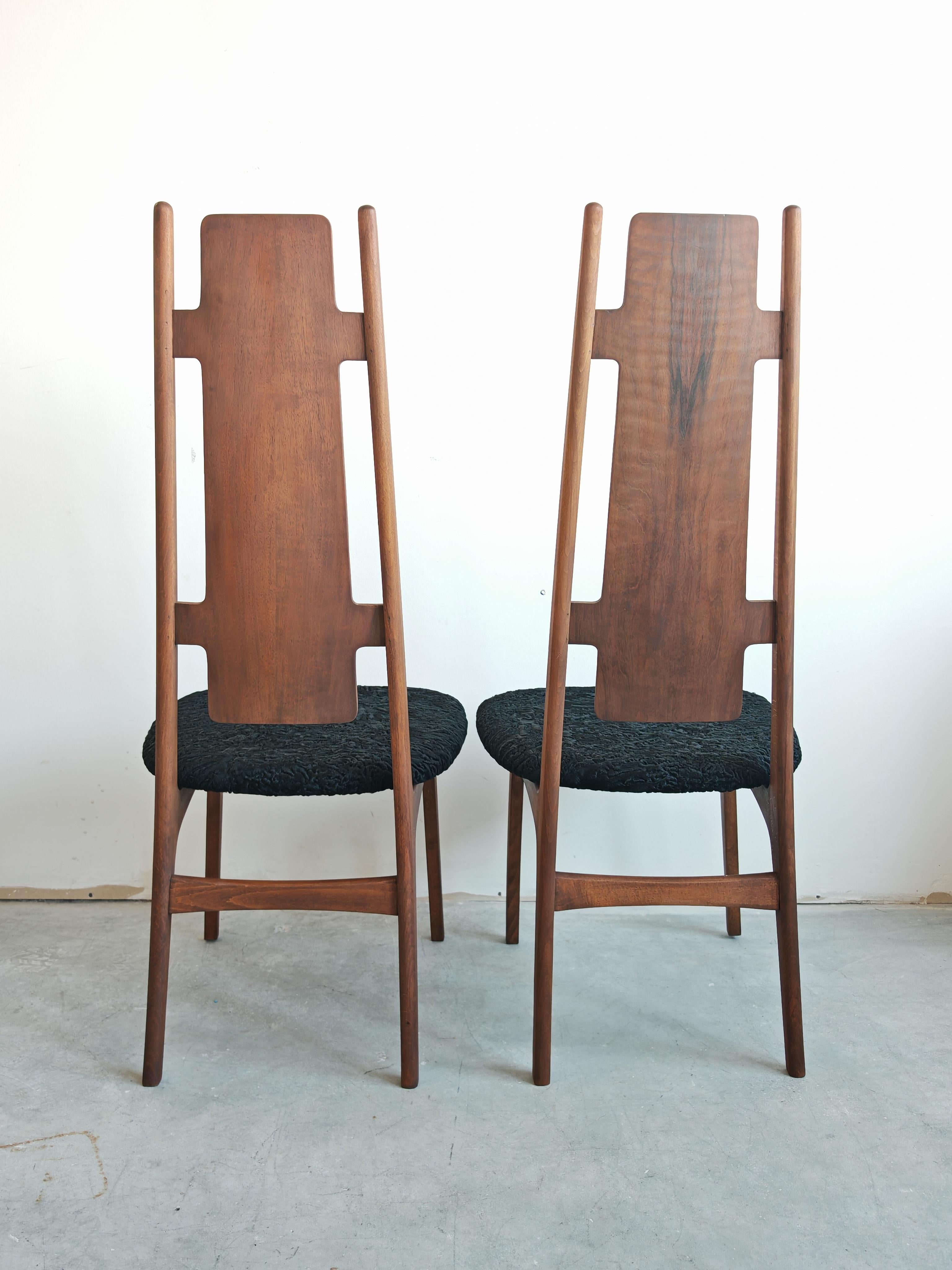 Pelliccia Pair of Unique Mid Century Modern Accent Chairs upholstered in Astrakhan fur in vendita