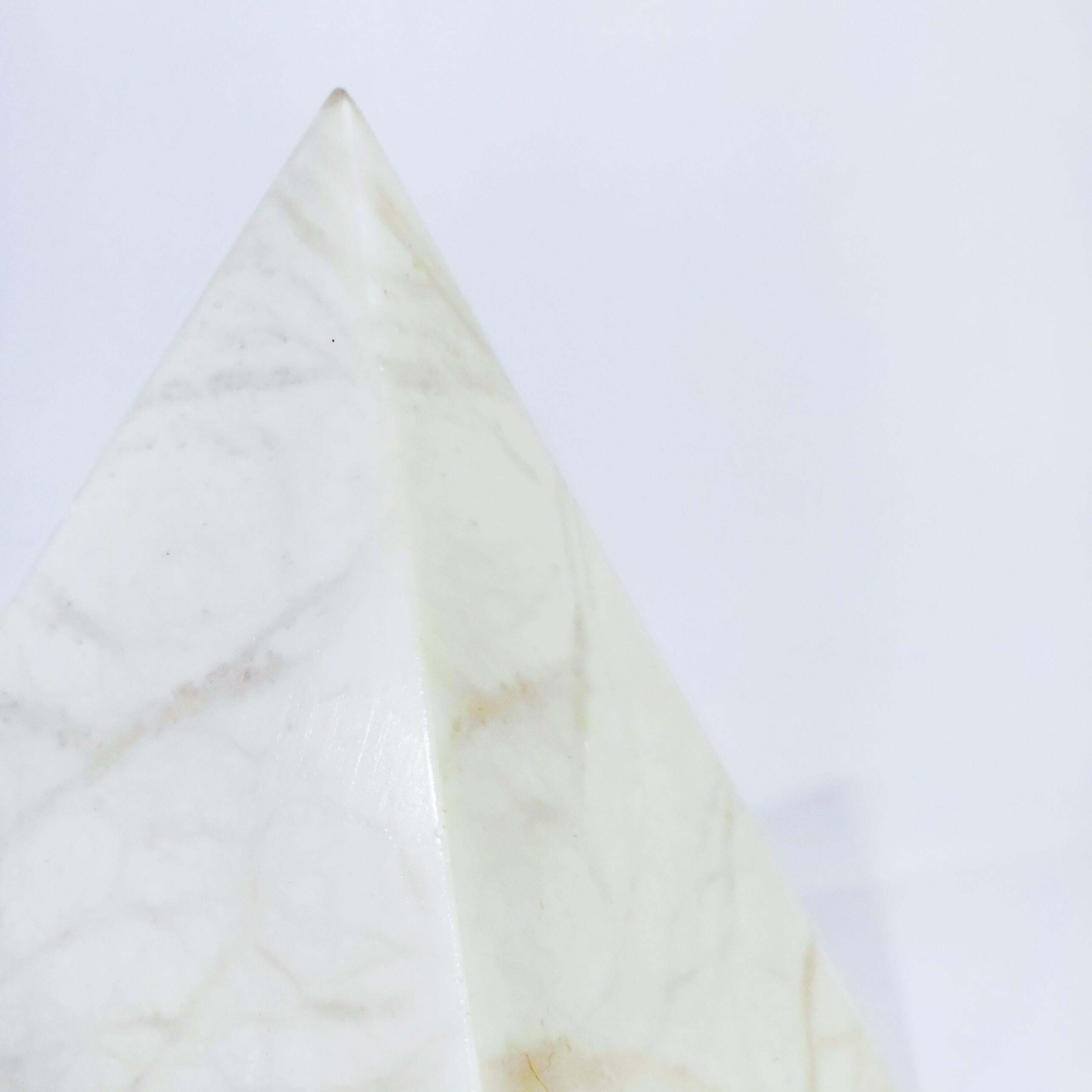 Hand-Crafted Pair of unique pyramid shape alabaster table lamps from Eclipsi, Spain, 1960s For Sale