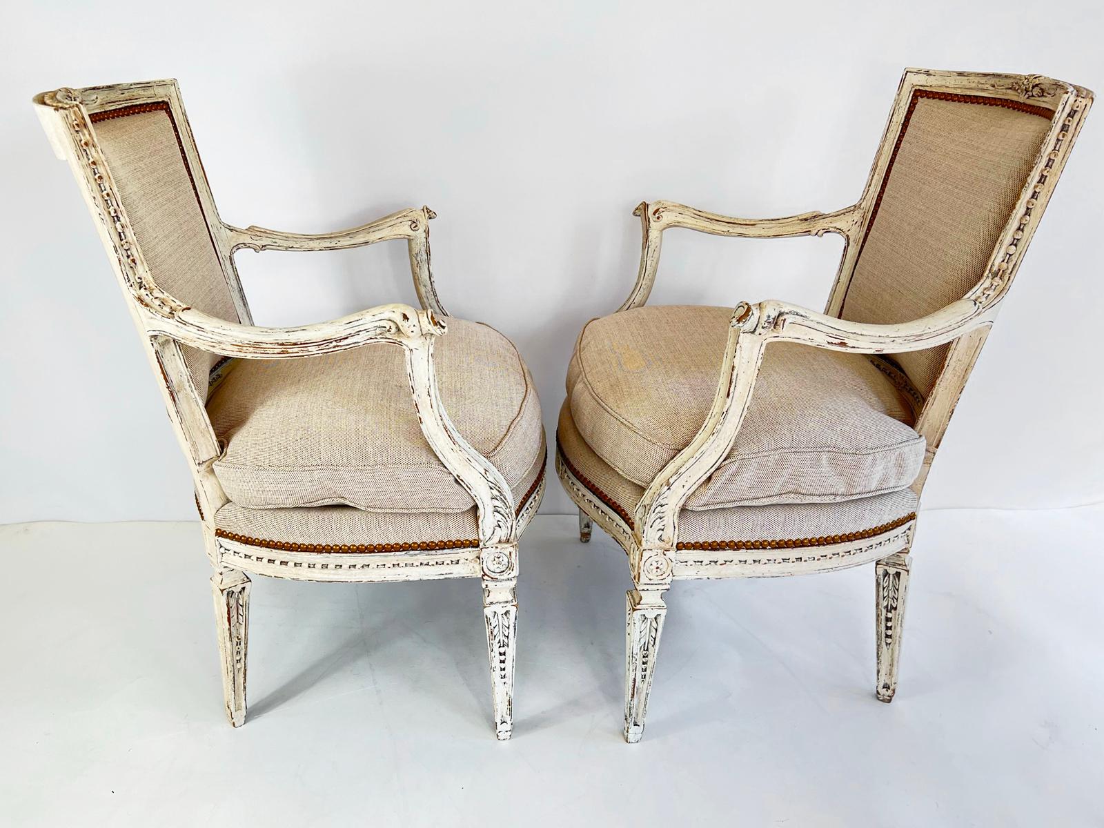Pair of Uniquely Carved, Painted Italian Armchairs In Good Condition For Sale In West Palm Beach, FL