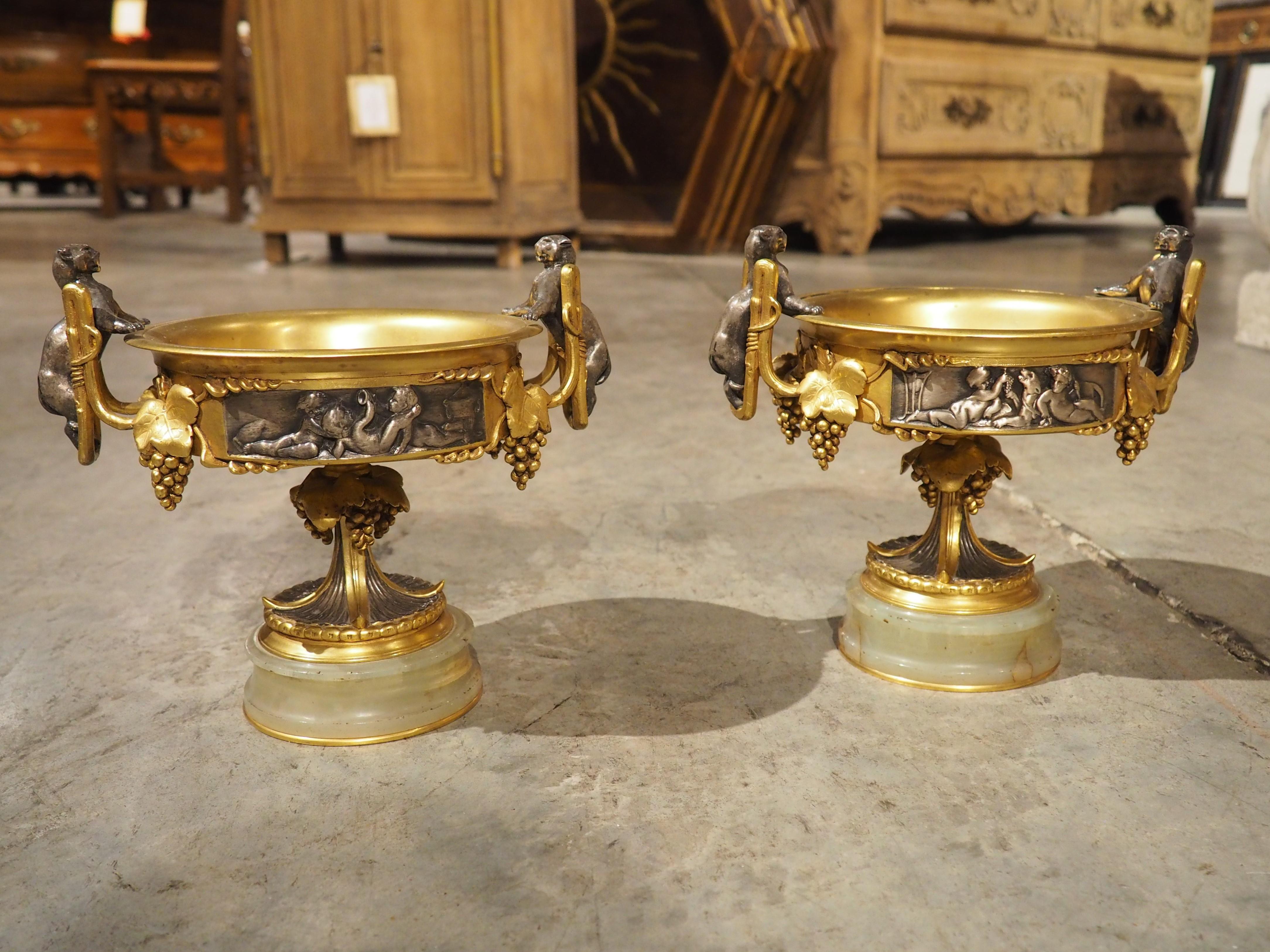 Coppia di insolite tazze francesi in bronzo del XIX secolo, Décor Panthère in vendita 14