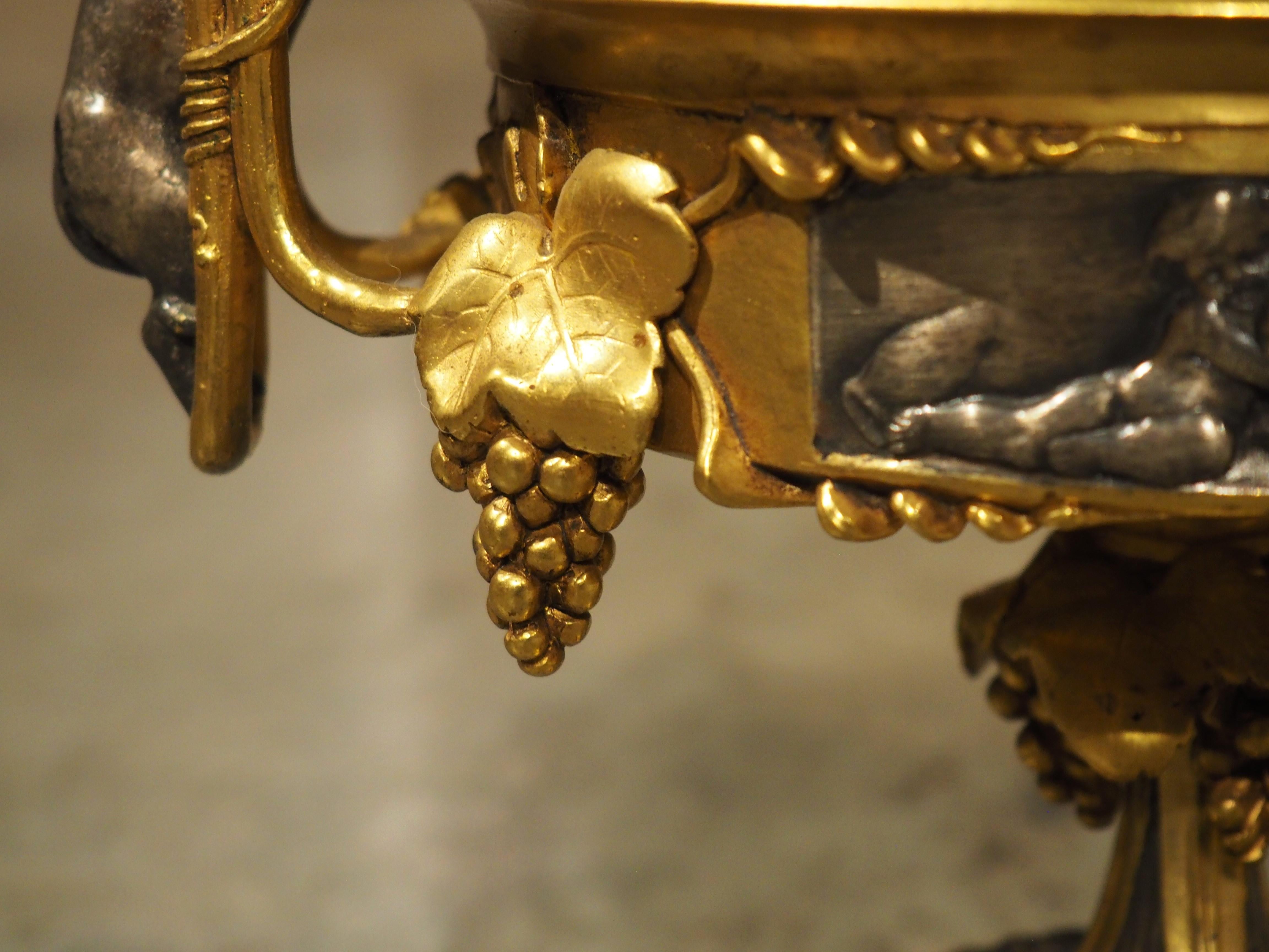 Coppia di insolite tazze francesi in bronzo del XIX secolo, Décor Panthère in vendita 3
