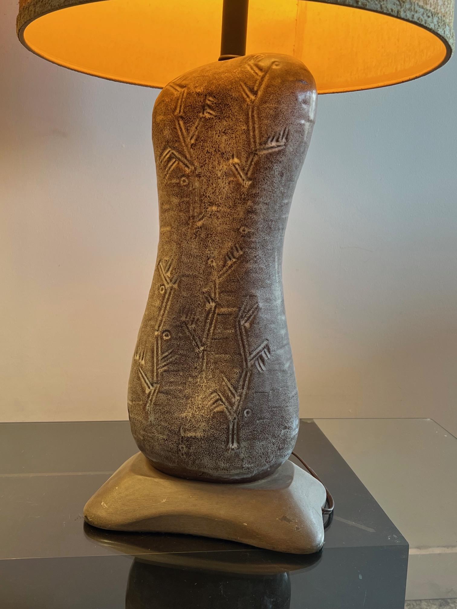 Paire de lampes inhabituelles en céramique par Design Technics Bon état - En vente à St.Petersburg, FL