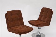 Pair of Unusual French 1960s Pedestal Chairs in the Style of Roger Tallon