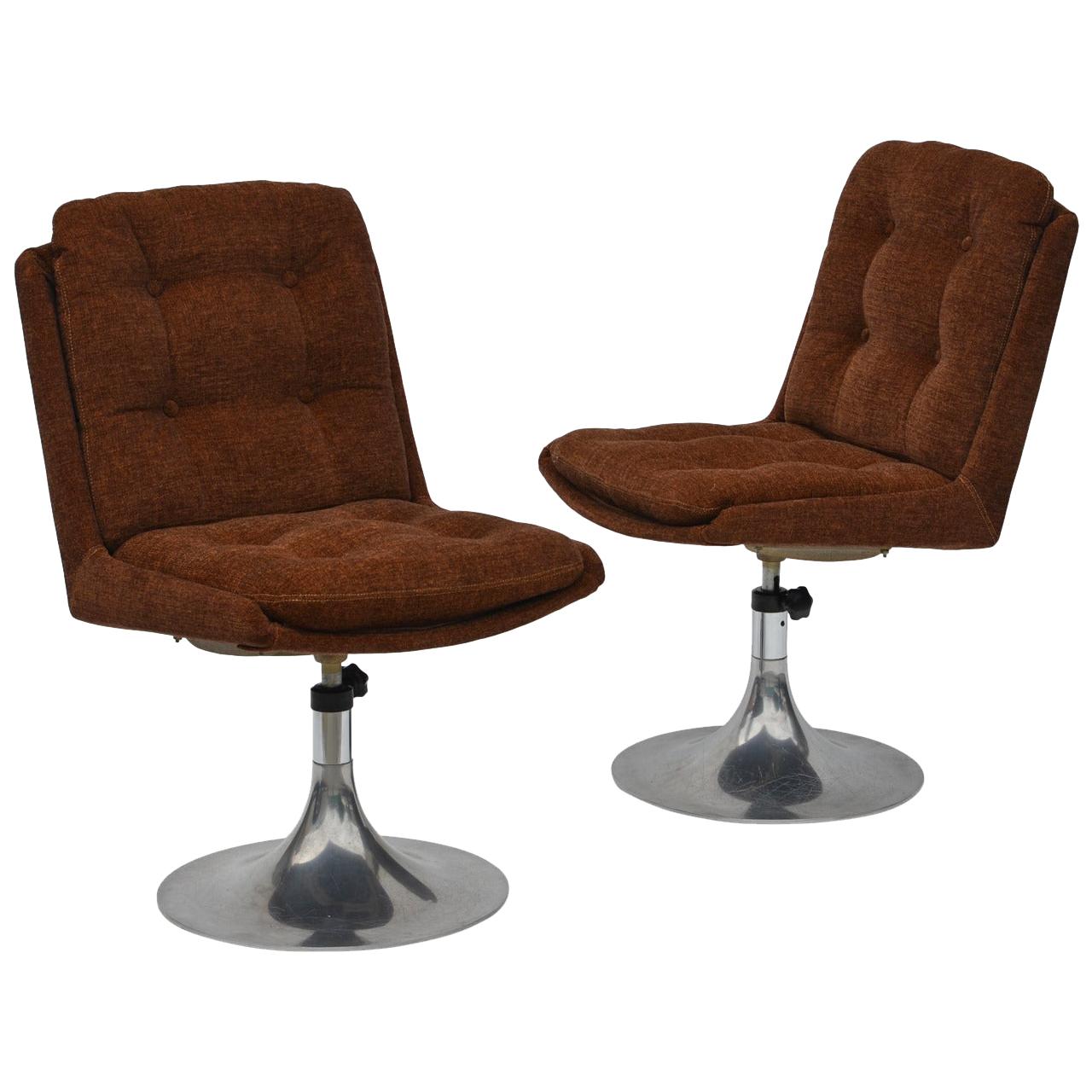 Pair of Unusual French 1960s Pedestal Chairs in the Style of Roger Tallon