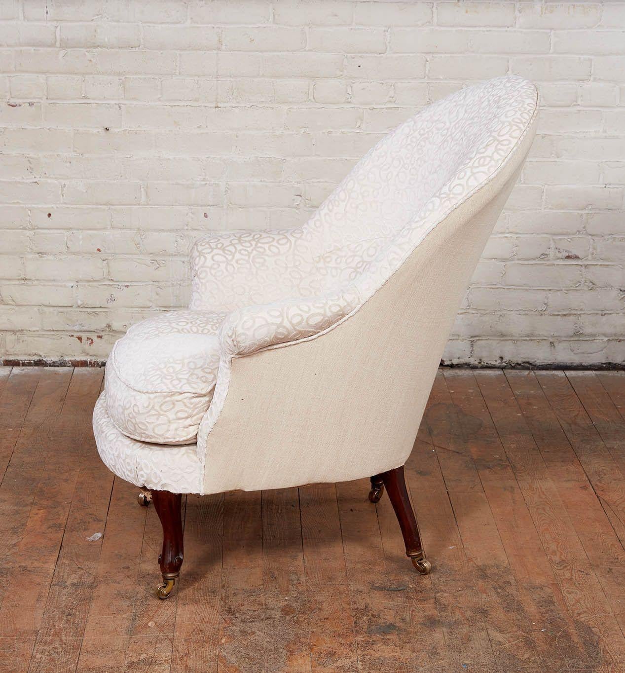Early 20th Century Pair of Upholstered Art Nouveau Slipper Chairs For Sale