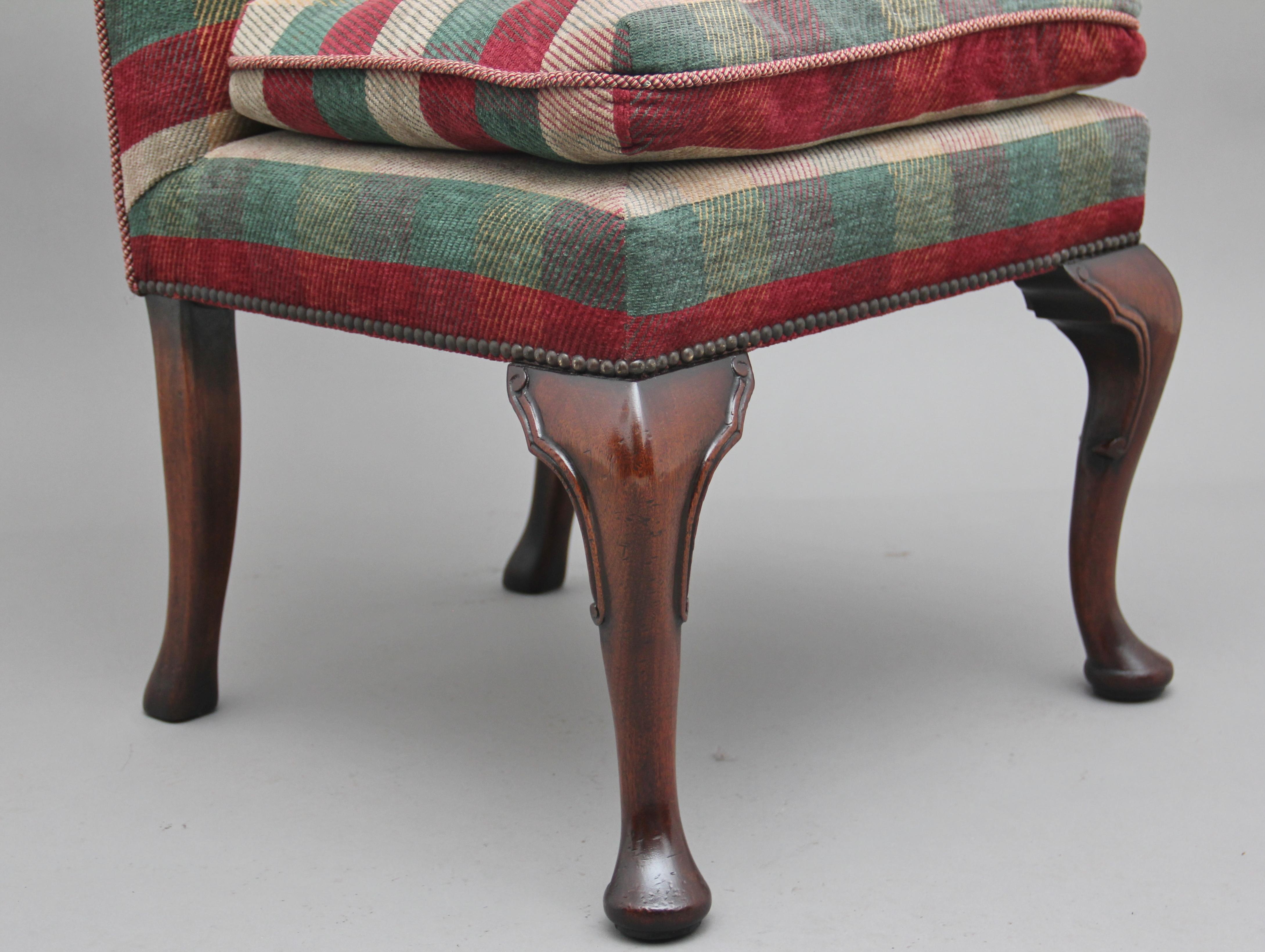 Pair of Upholstered Chairs in the George I Style For Sale 4