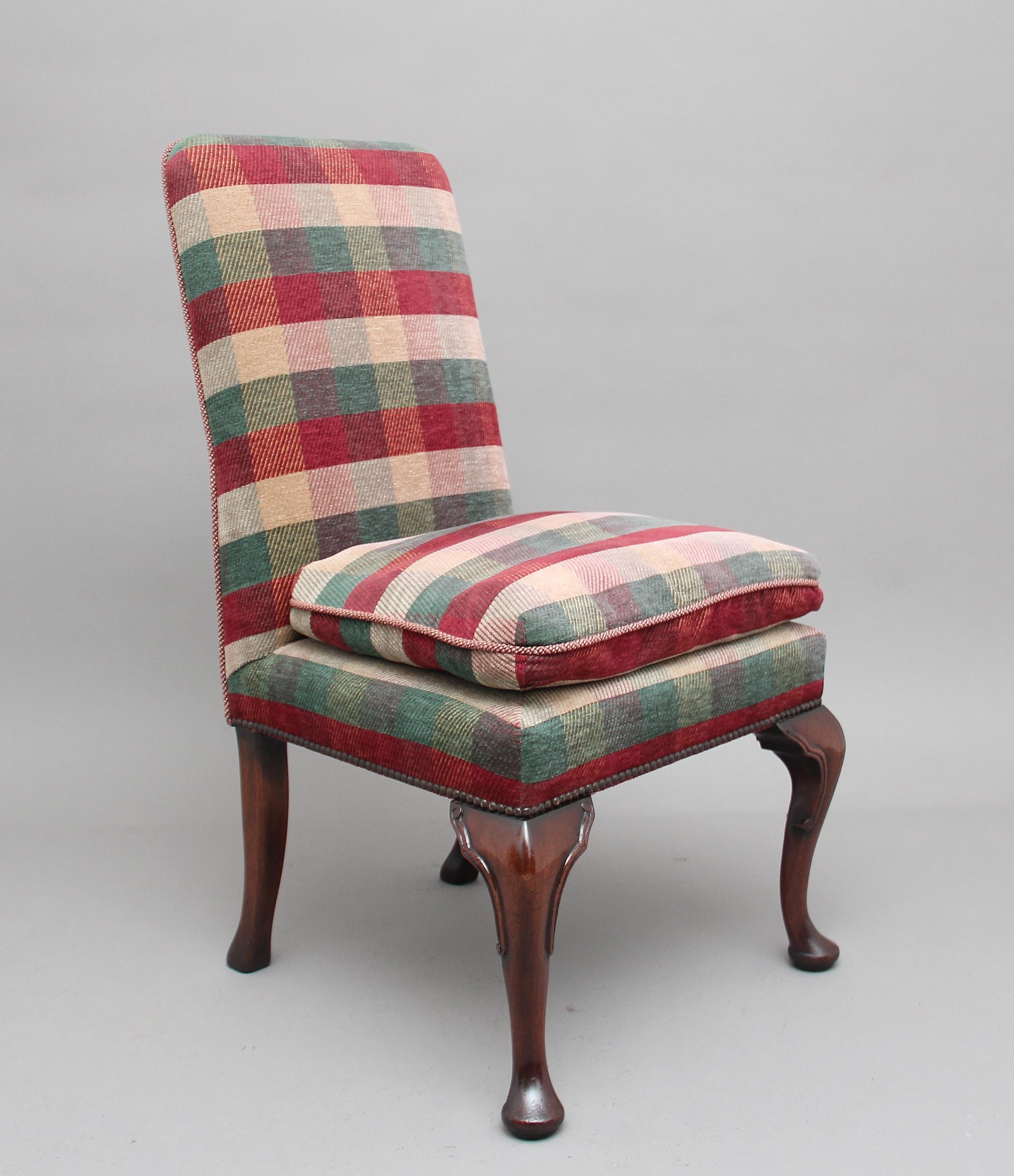 Pair of Upholstered Chairs in the George I Style For Sale 3