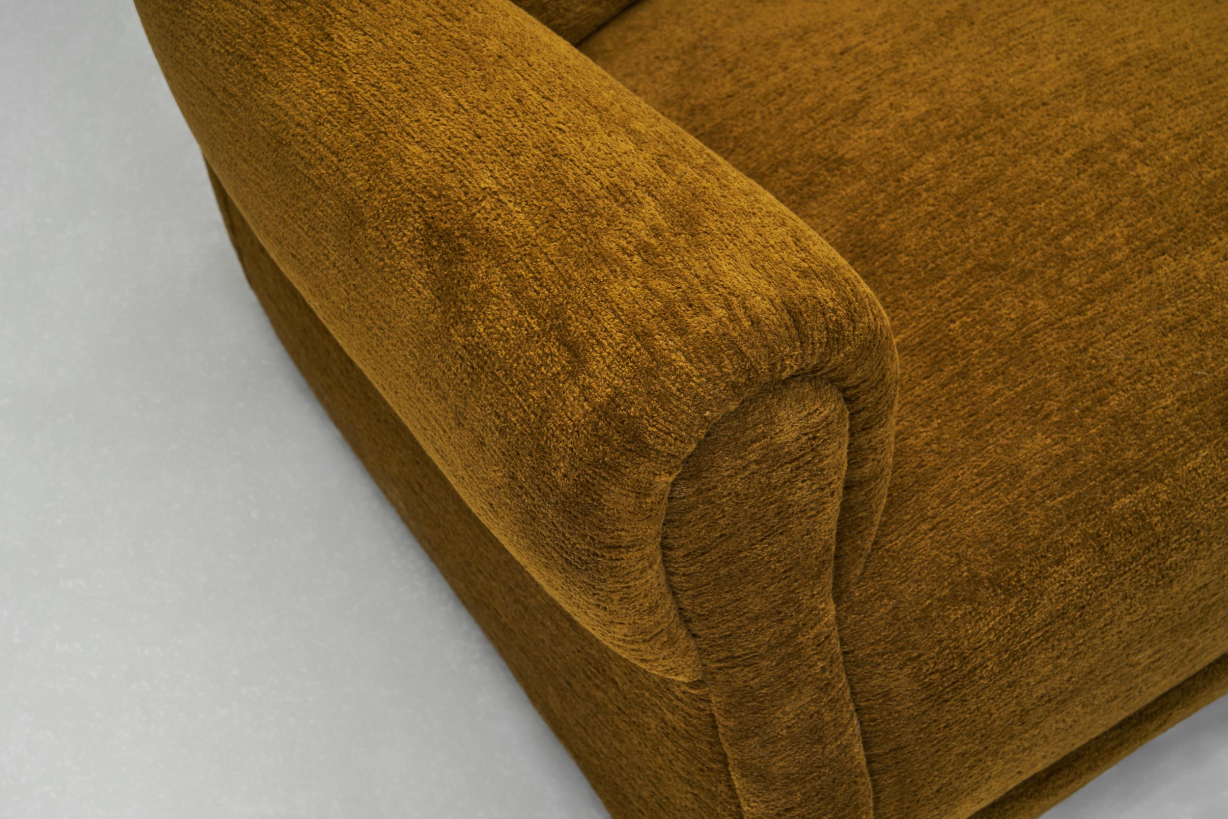 Paire de fauteuils rembourrés d'ébéniste danois, Danemark, vers les années 1940 en vente 4