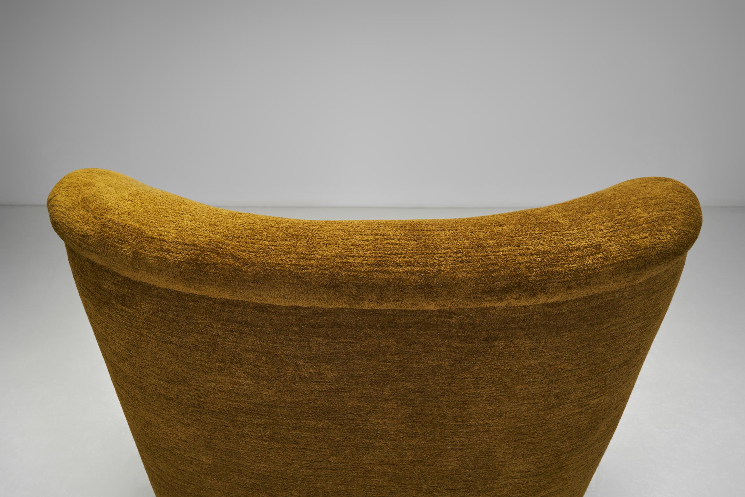 Paire de fauteuils rembourrés d'ébéniste danois, Danemark, vers les années 1940 en vente 6