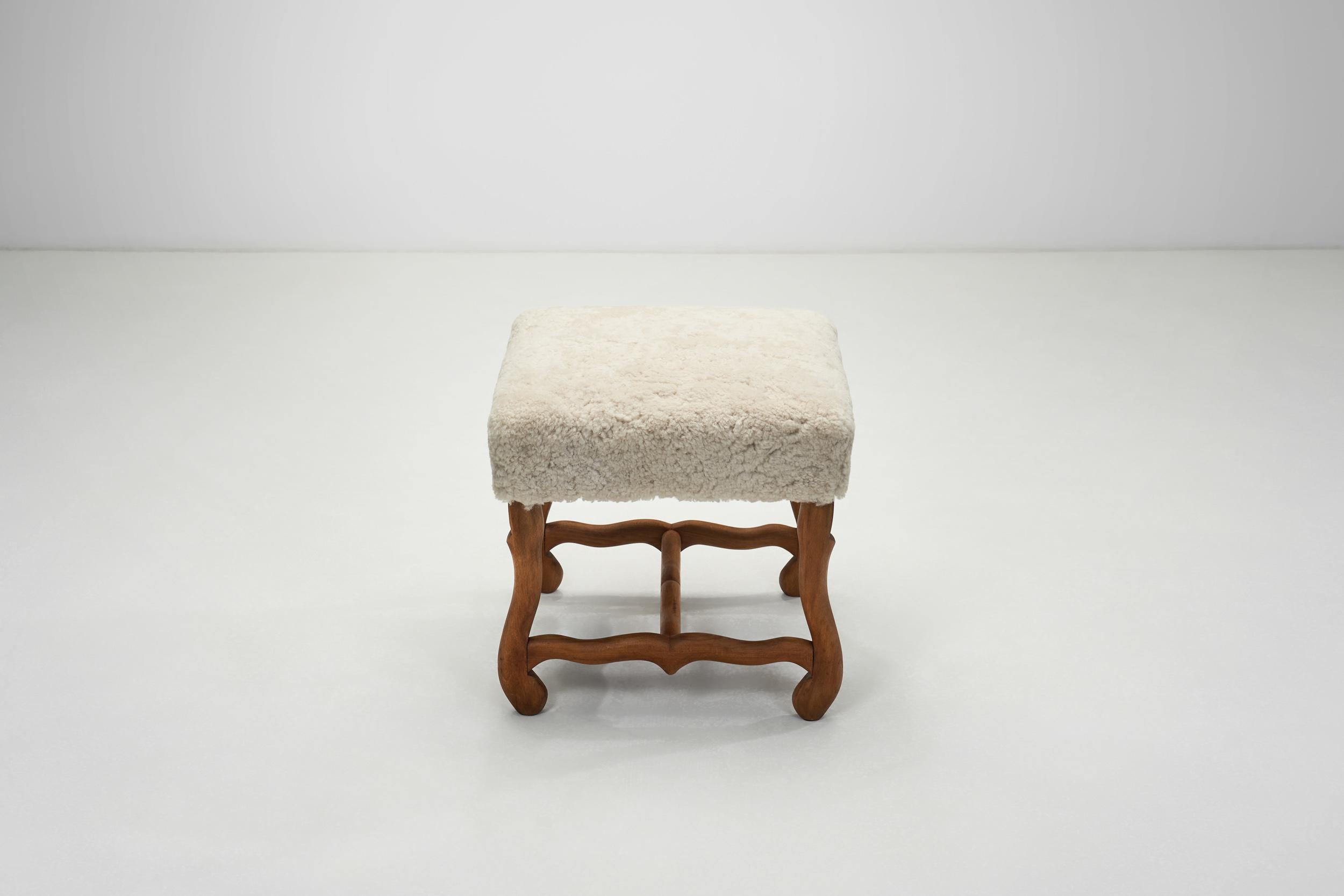 Fabric Pair of Upholstered Footstools with Curved Wooden Legs, Europe Mid-20th Century For Sale