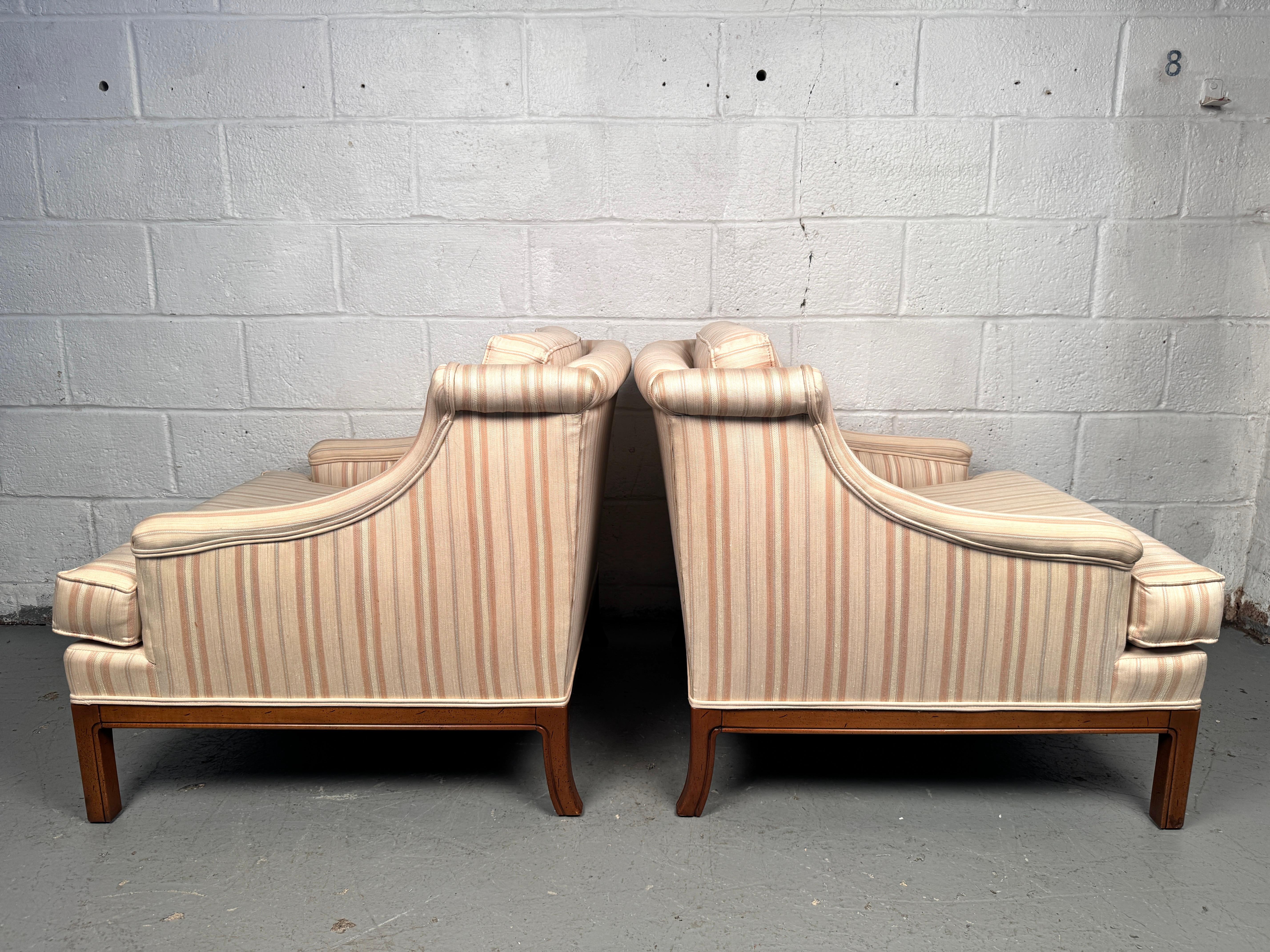 Unknown Pair of Upholstered Mid-Century Lounge Chairs For Sale