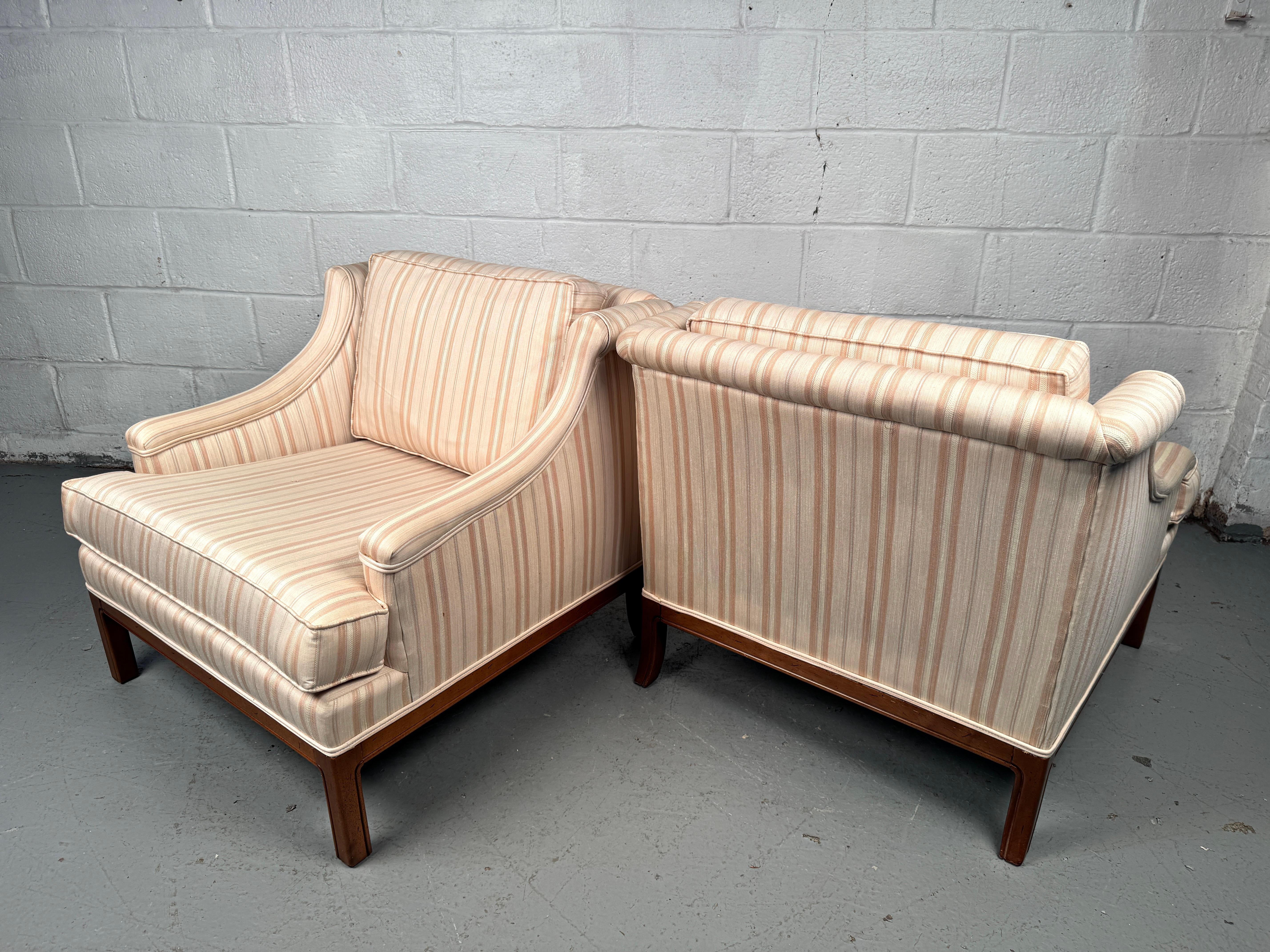 20th Century Pair of Upholstered Mid-Century Lounge Chairs For Sale