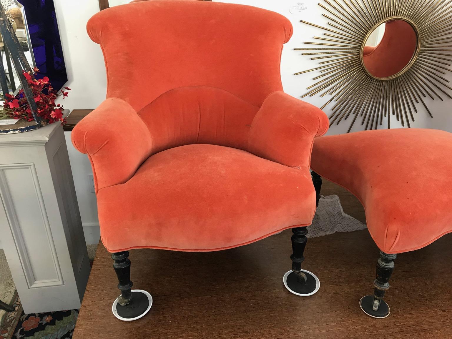 Pair of Upholstered Neoclassical Chairs with Ottoman For Sale 1