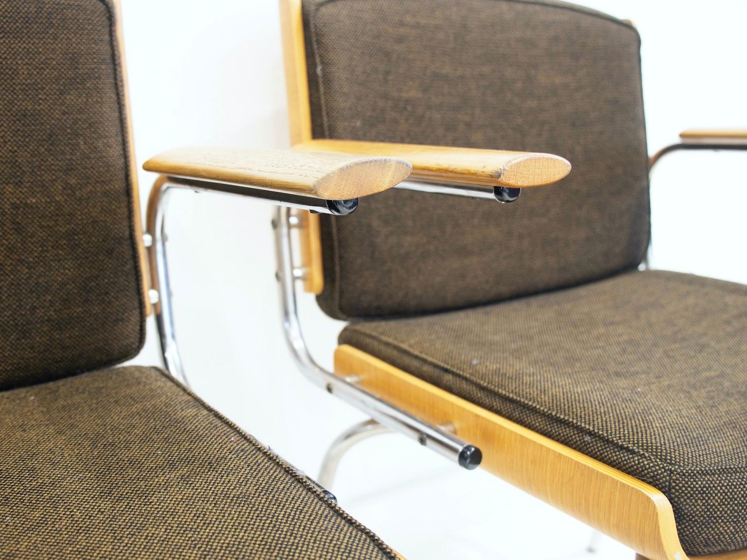 20th Century Pair of Upholstered Oak Plywood and Tubular Steel Armchairs