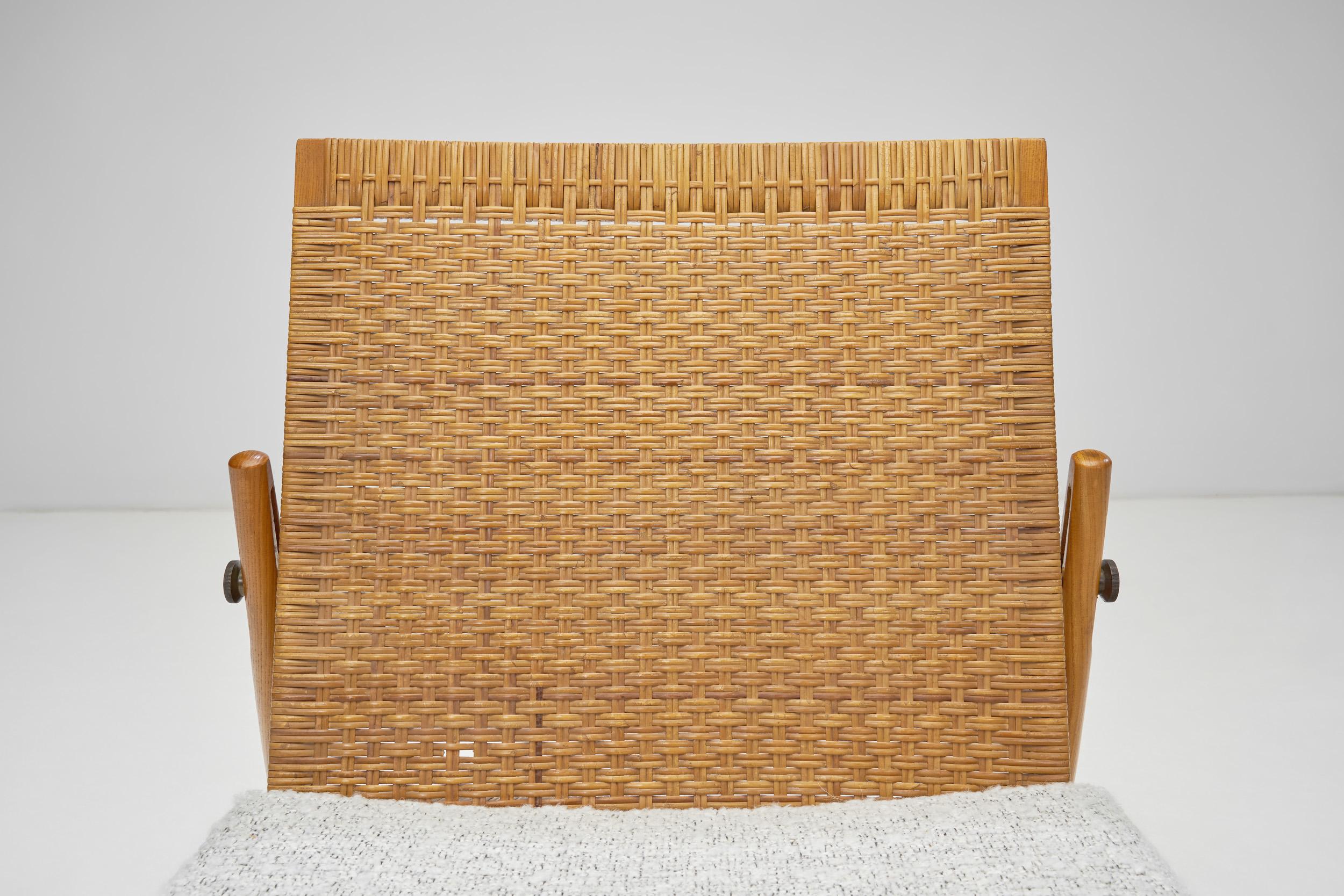 Paar gepolsterte Rattan- und Holzstühle für ULUV, Tschechoslowakei, ca. 1960er Jahre im Angebot 2