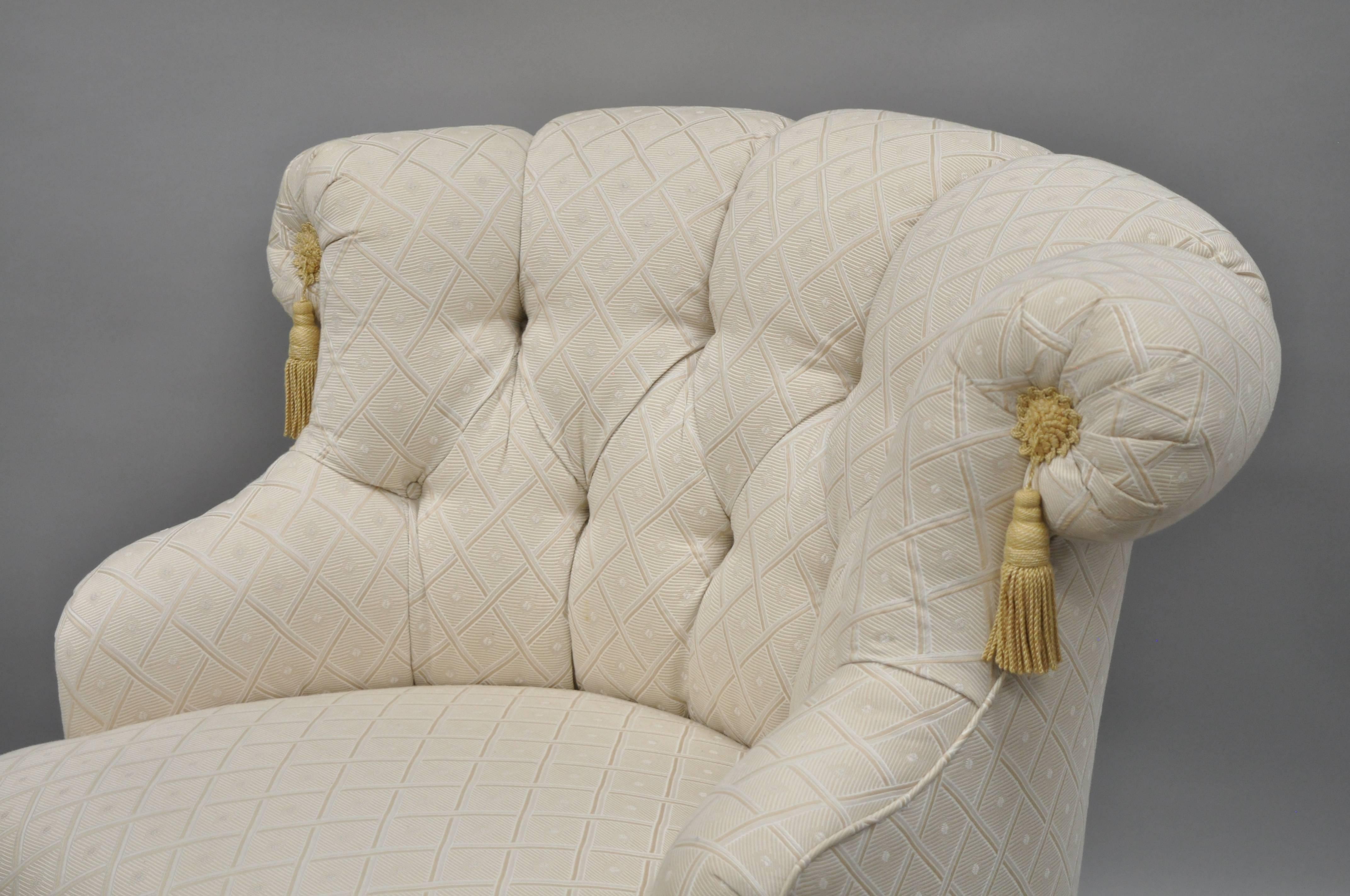 Américain Paire de chaises longues Napoléon III à dossier touffeté par Tomlinson Erwin-Lambeth
