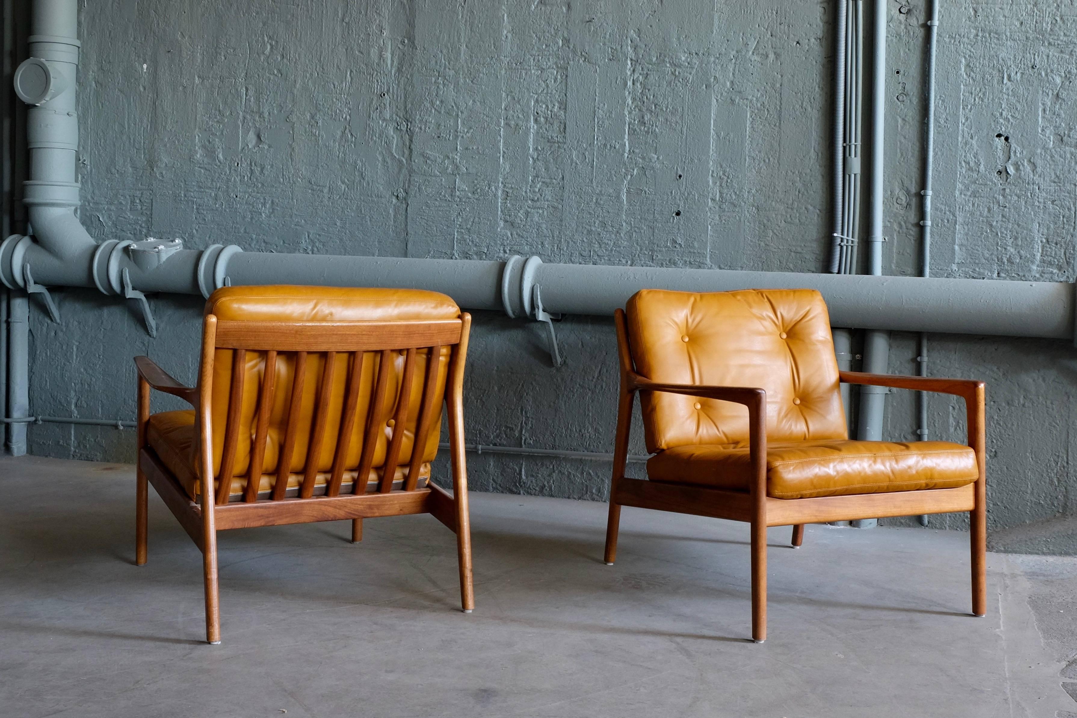 Pair of USA-75 by Folke Ohlsson for DUX, 1950s In Excellent Condition In Stockholm, SE