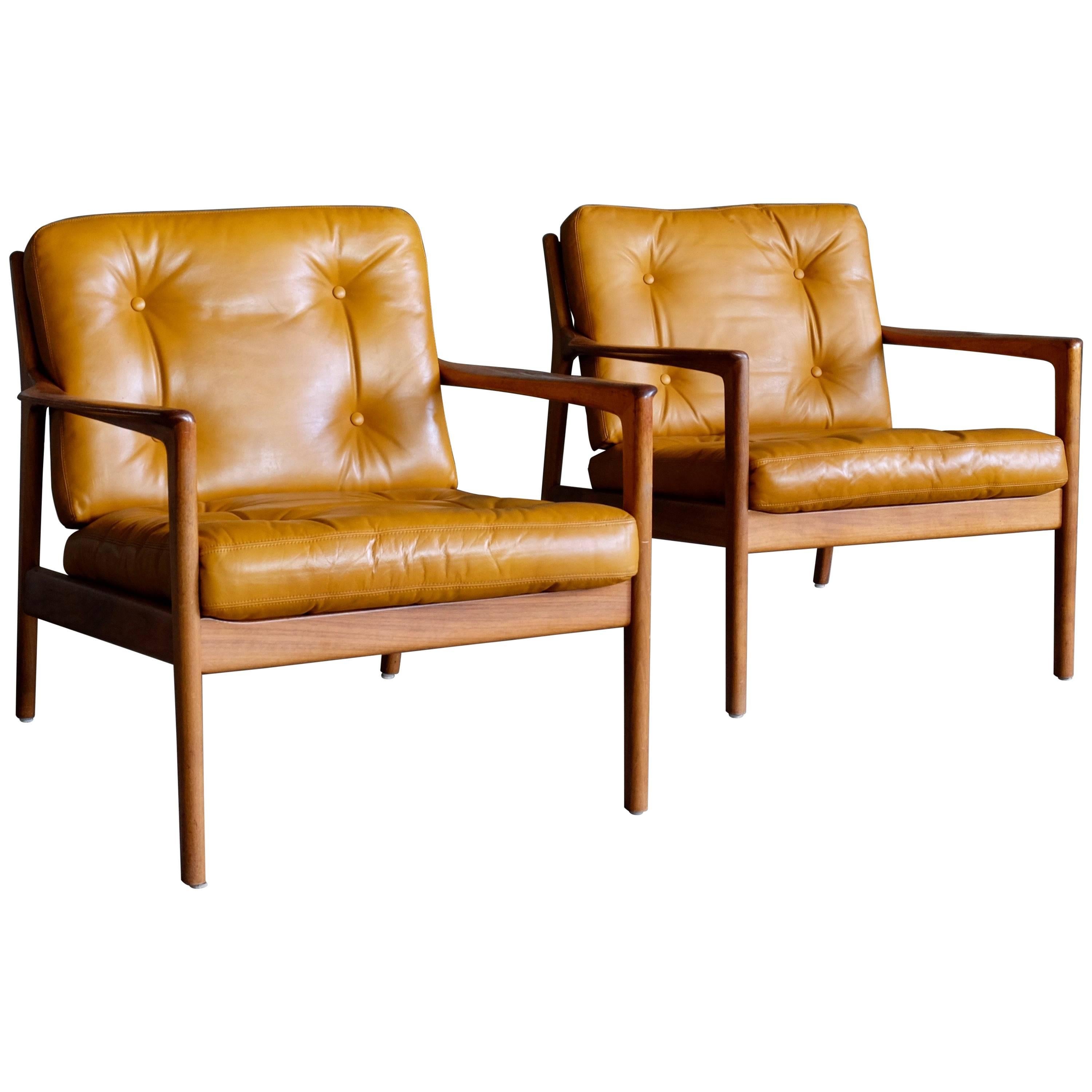 Pair of USA-75 by Folke Ohlsson for DUX, 1950s