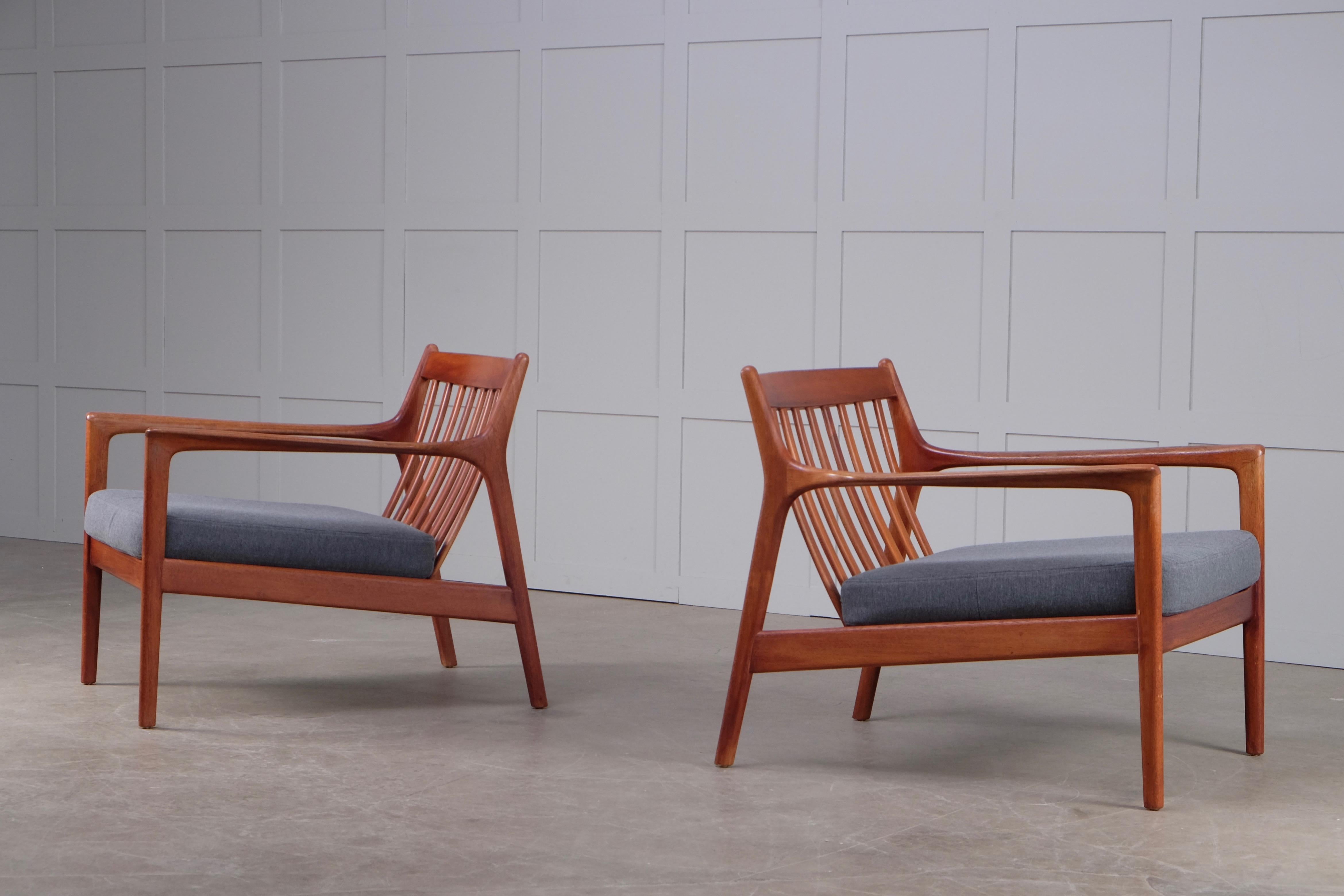 Scandinave moderne Paire de USA-75 de Folke Ohlsson pour DUX, années 1960 en vente